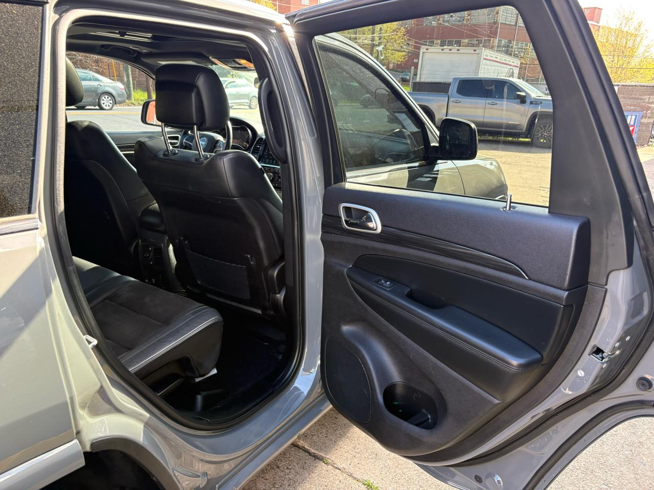 Jeep Grand Cherokee Laredo E 4WD 2021