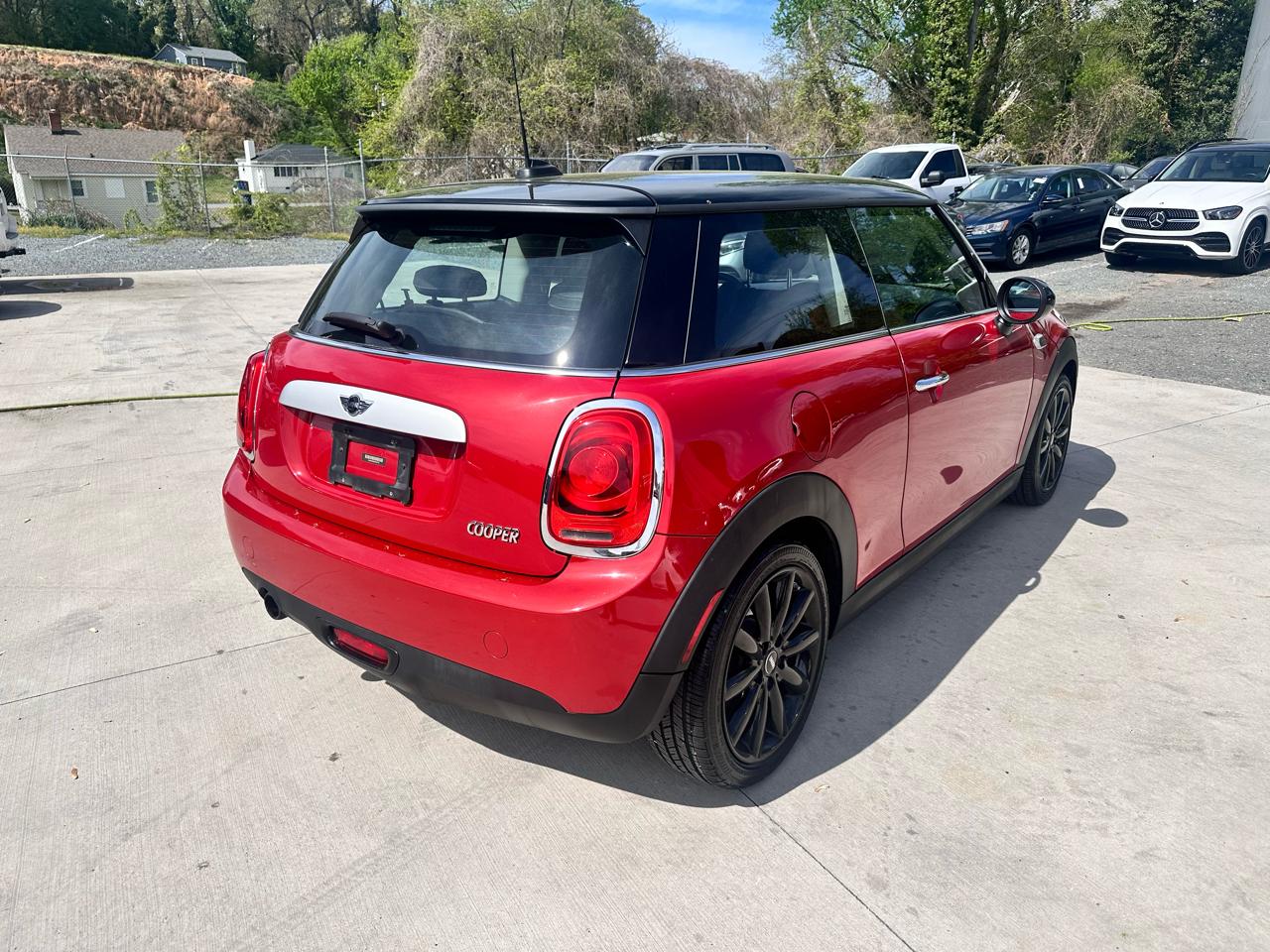 MINI Cooper Base 2015