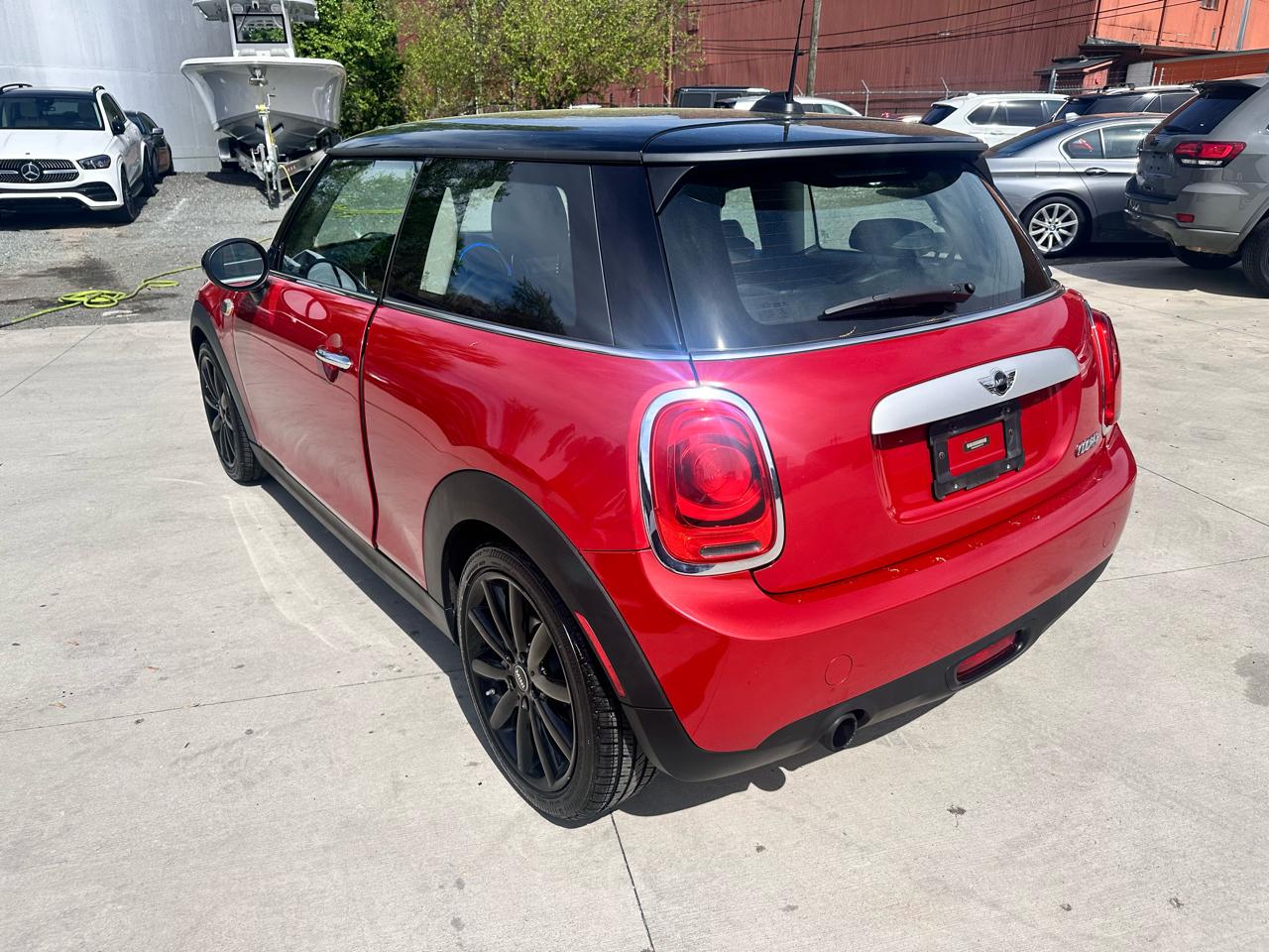 MINI Cooper Base 2015