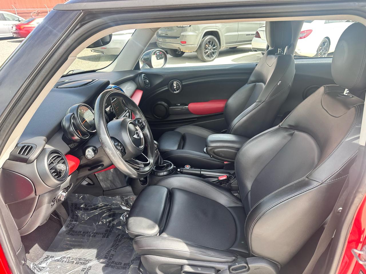 MINI Cooper Base 2015