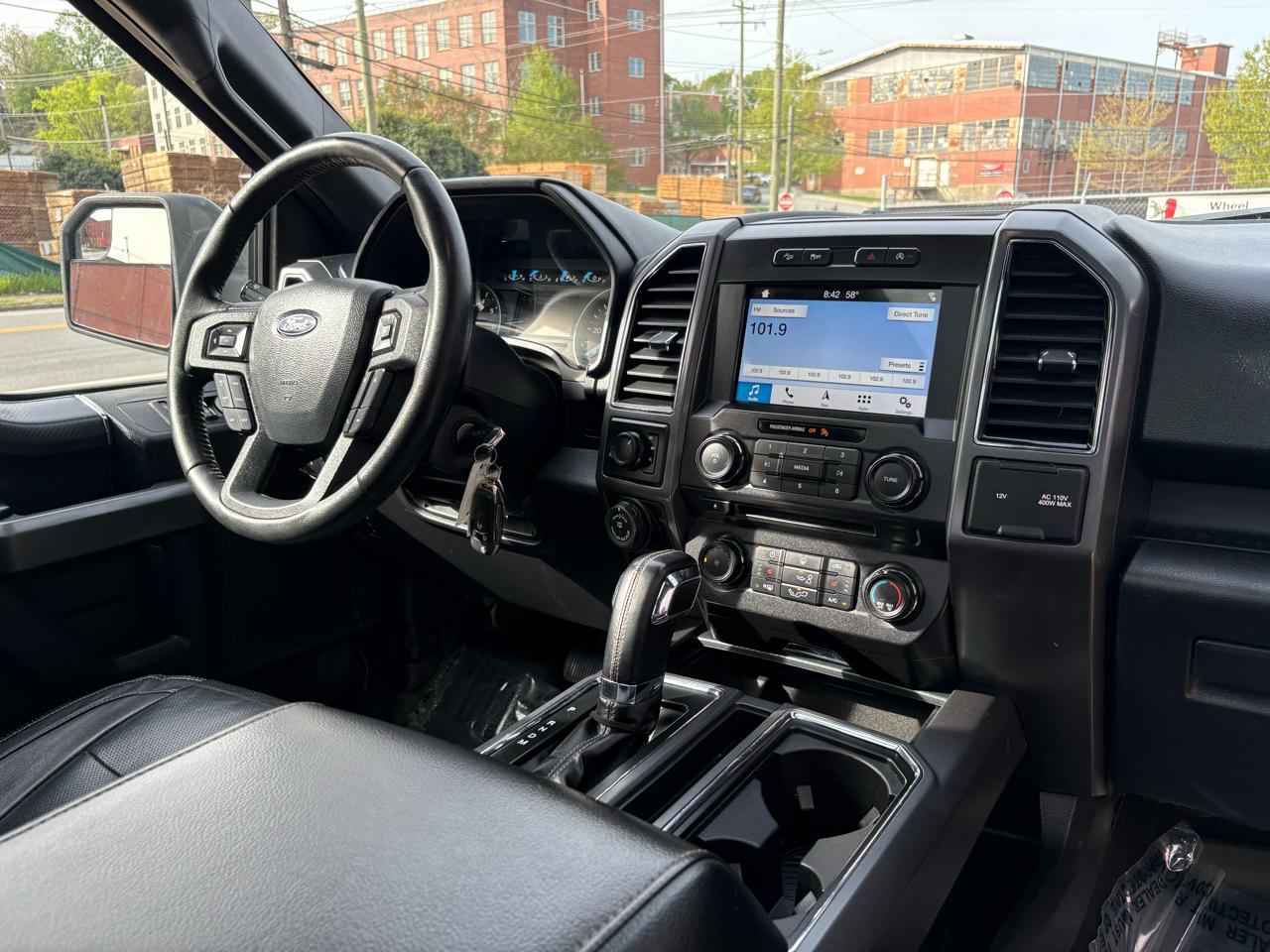 Ford F-150 4WD SuperCab 145" XLT 2018