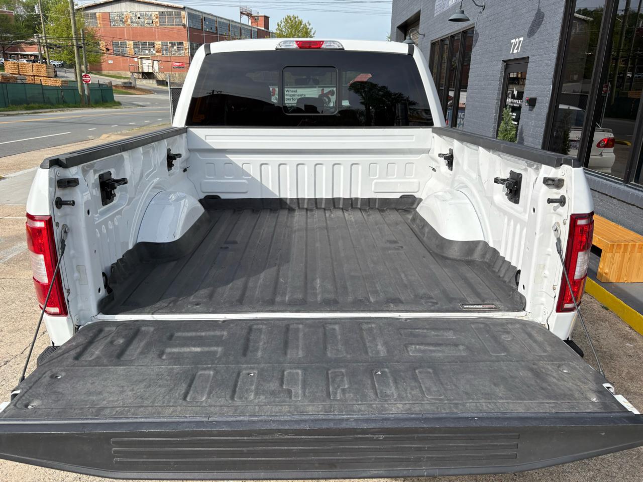 Ford F-150 4WD SuperCab 145" XLT 2018