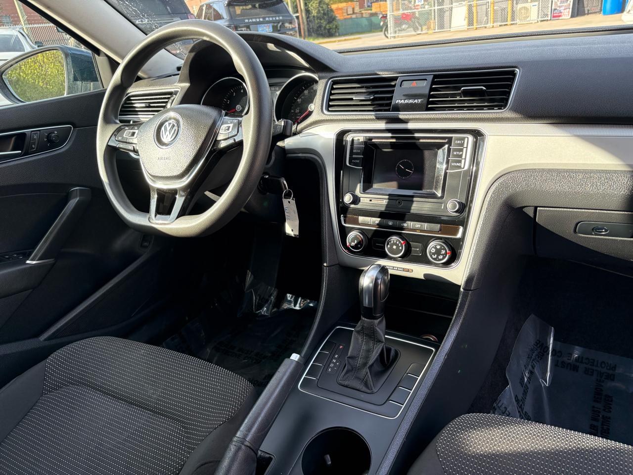 Volkswagen Passat S 2018