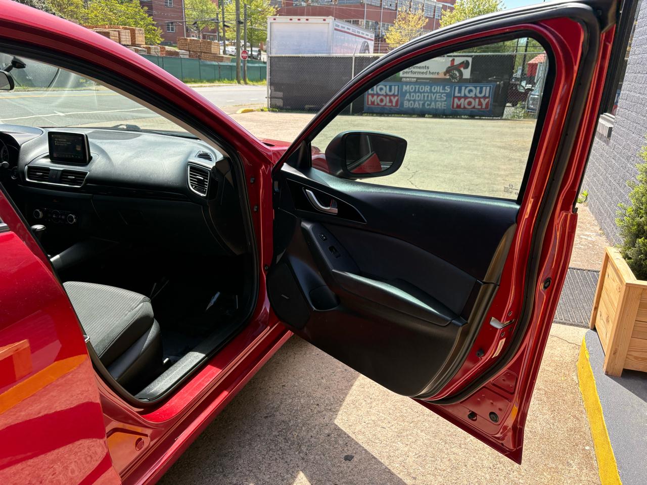 Mazda MAZDA3 i Touring AT 4-Door 2014