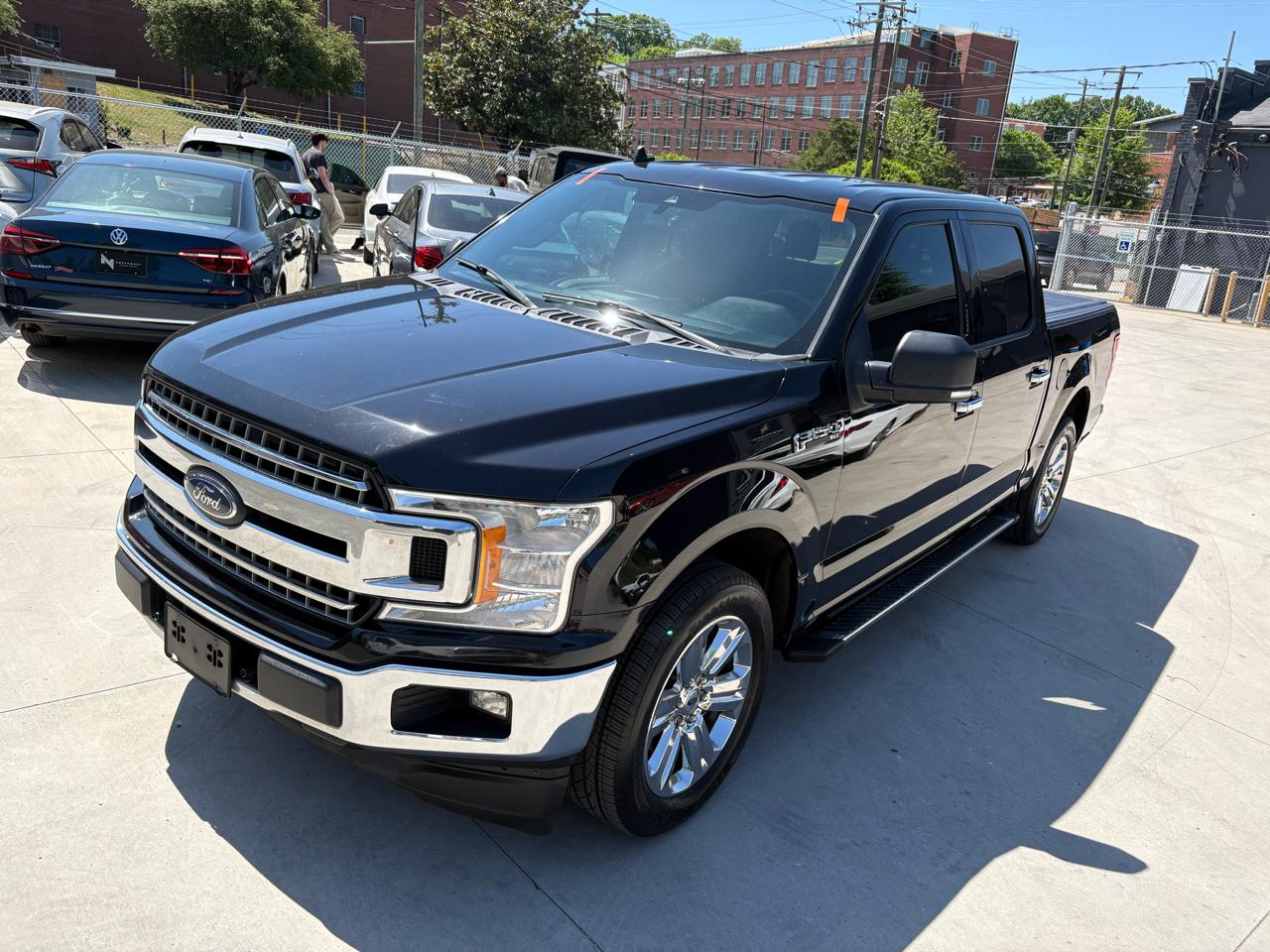 Ford F-150 2WD SuperCrew 139" XLT 2020