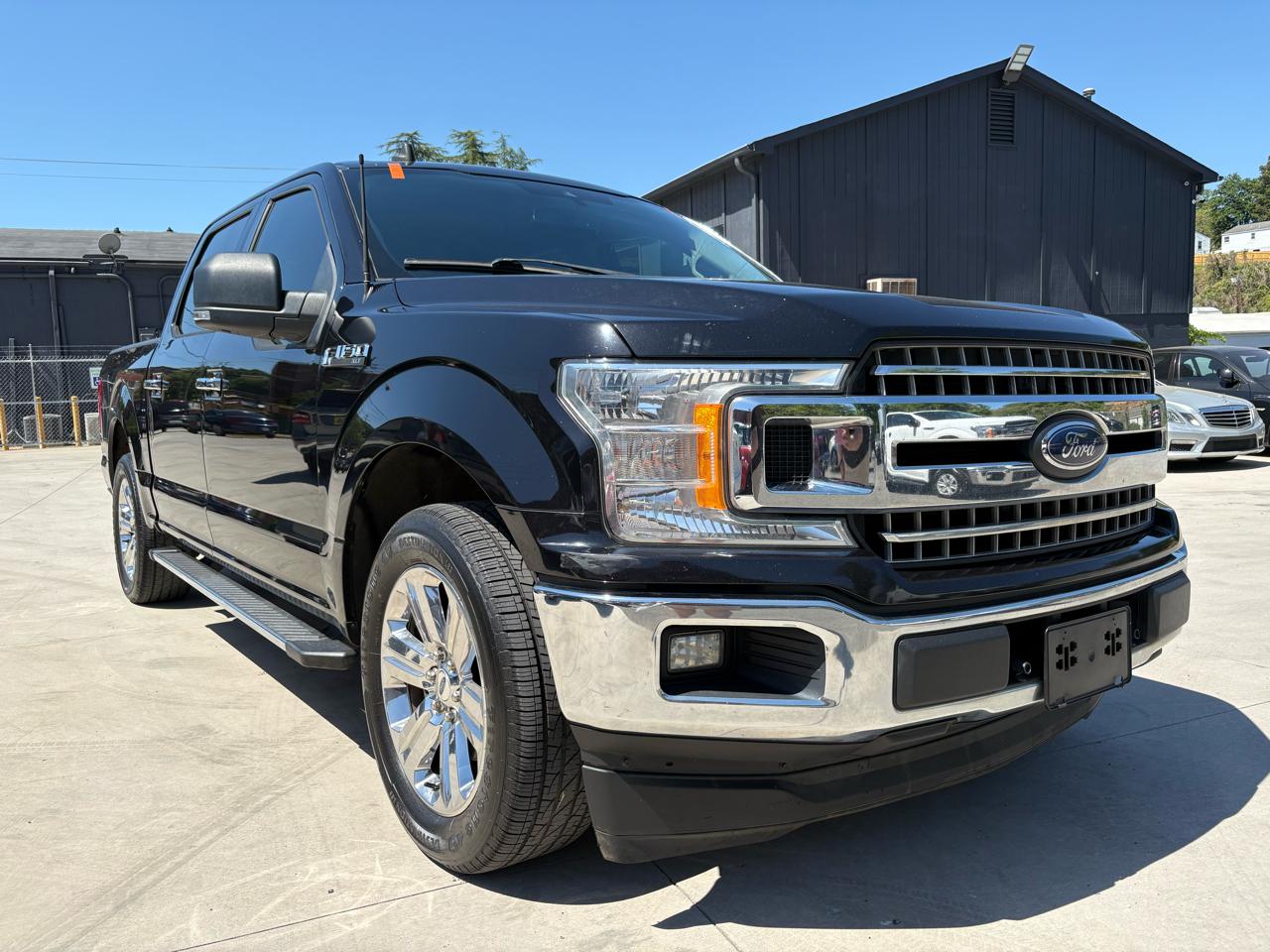 Ford F-150 2WD SuperCrew 139" XLT 2020
