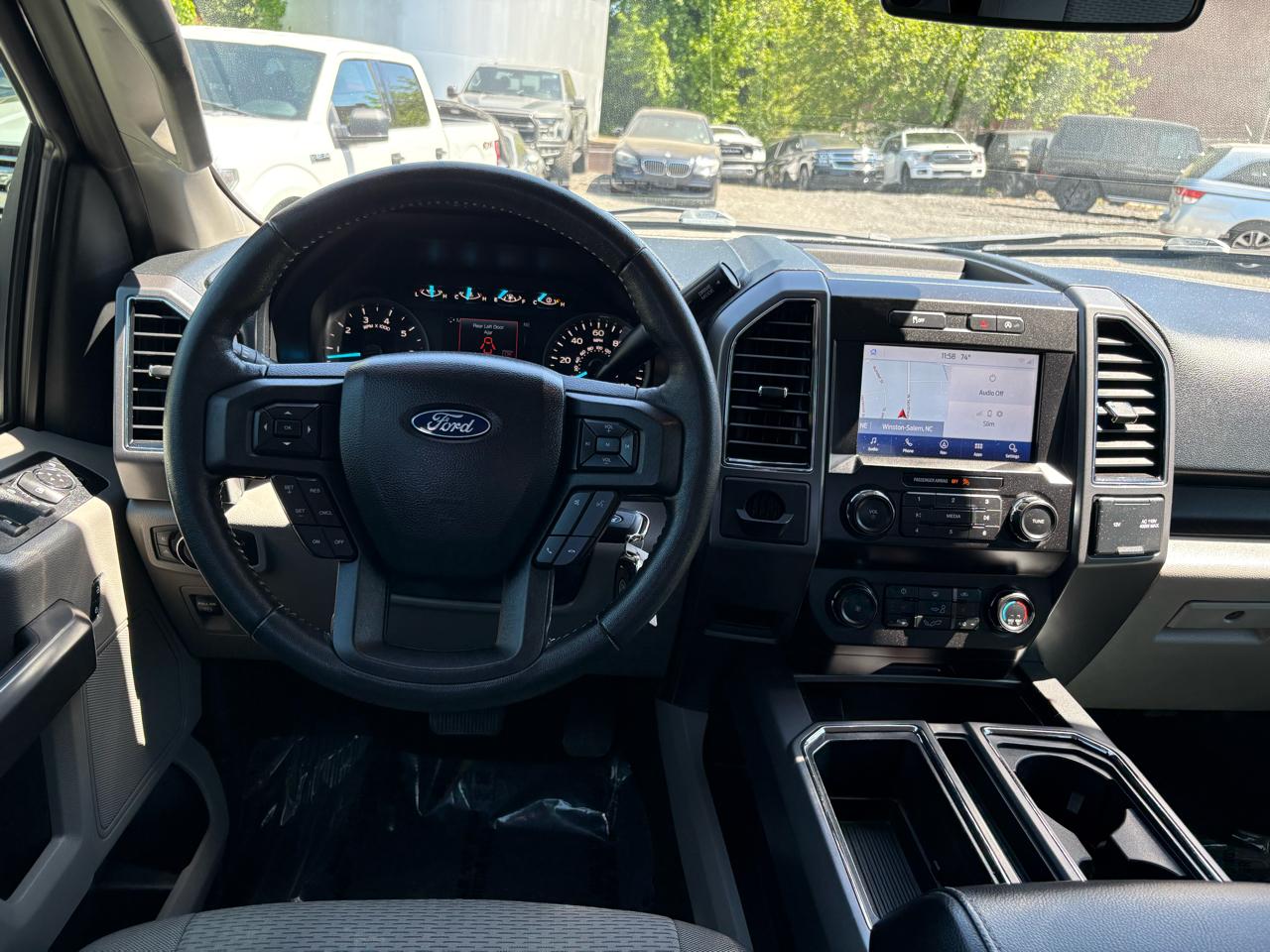 Ford F-150 2WD SuperCrew 139" XLT 2020