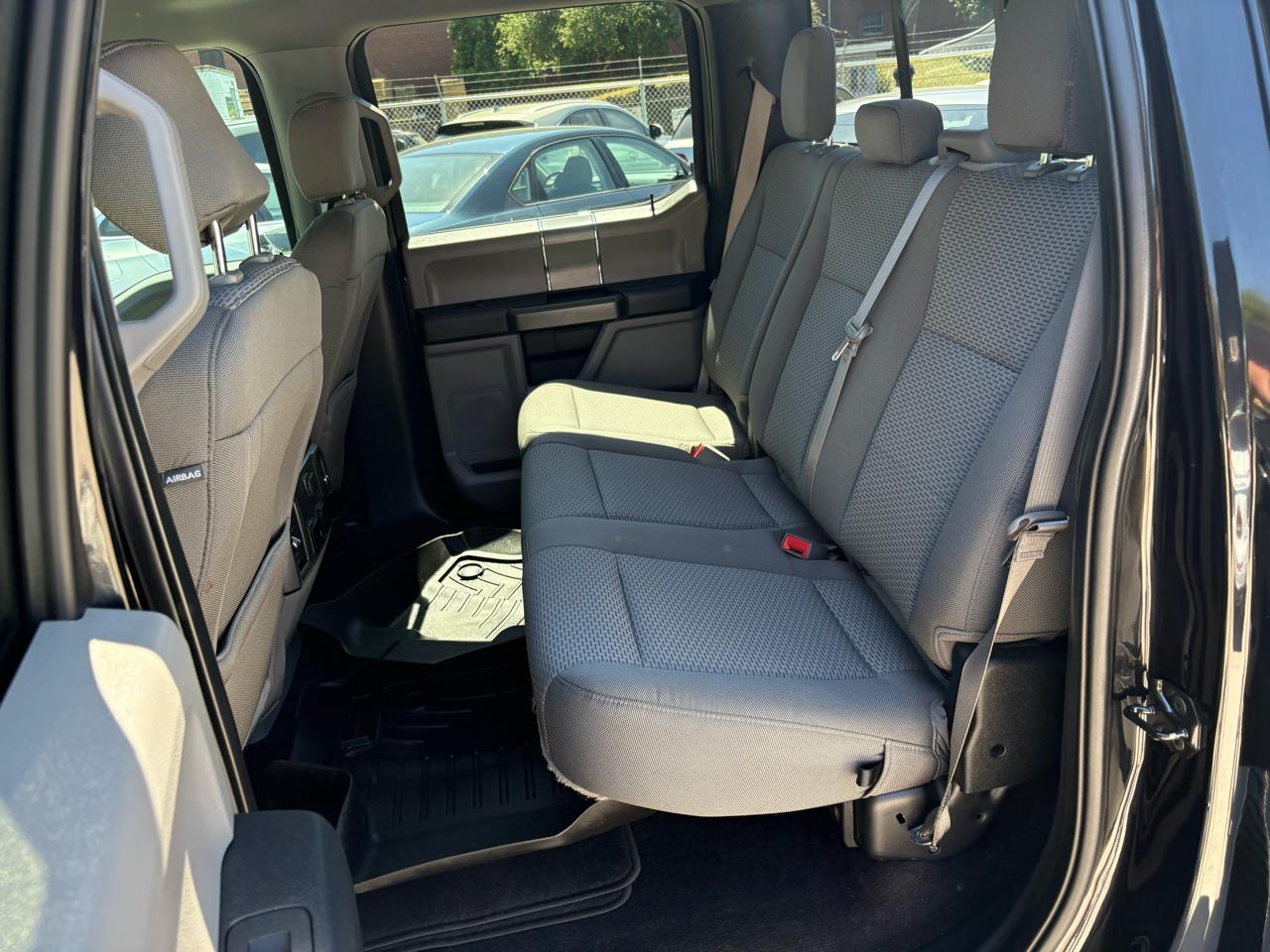 Ford F-150 2WD SuperCrew 139" XLT 2020