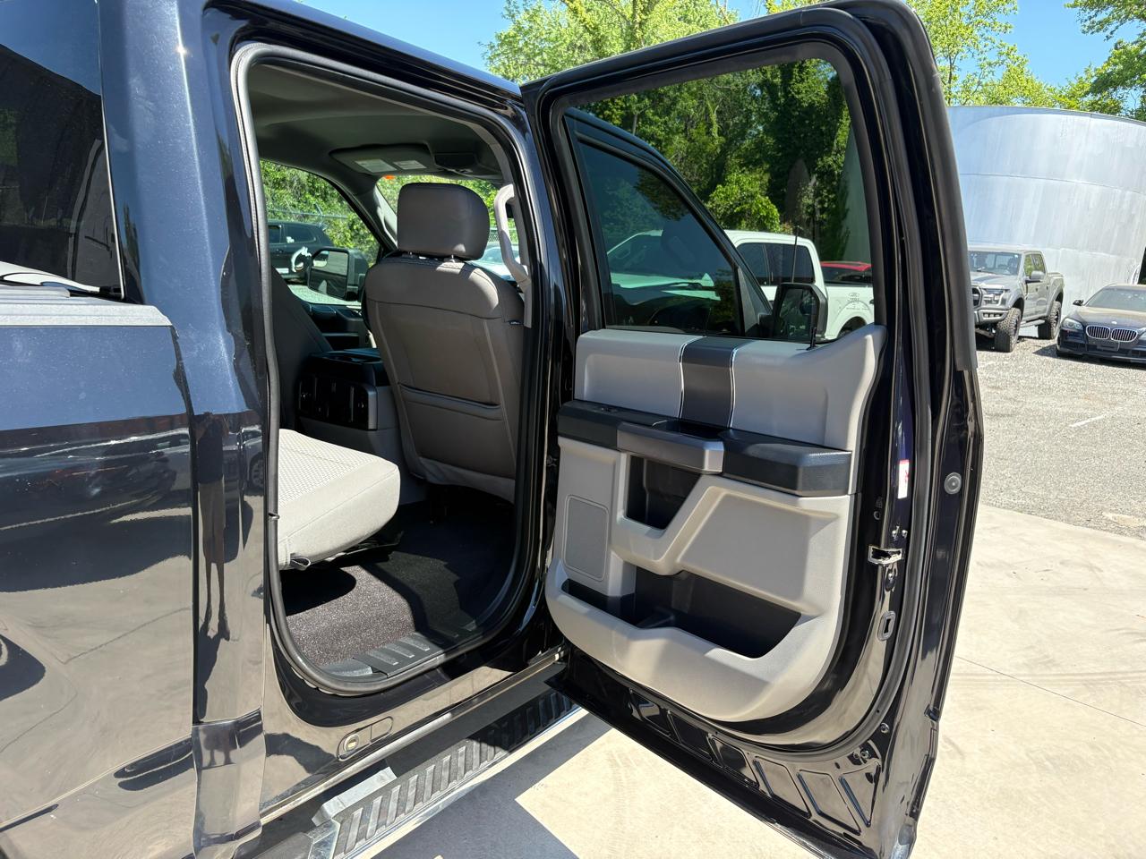 Ford F-150 2WD SuperCrew 139" XLT 2020