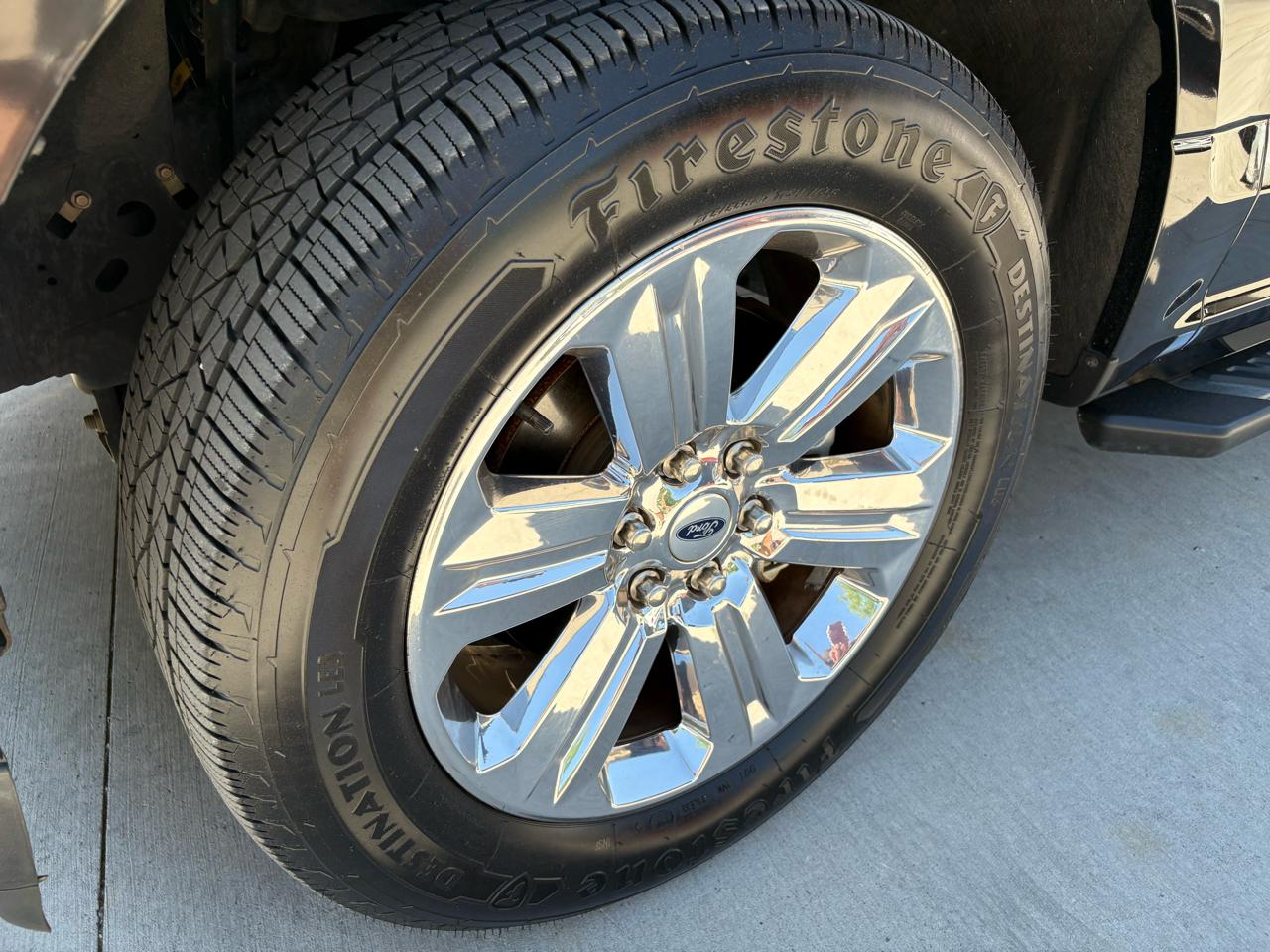 Ford F-150 2WD SuperCrew 139" XLT 2020