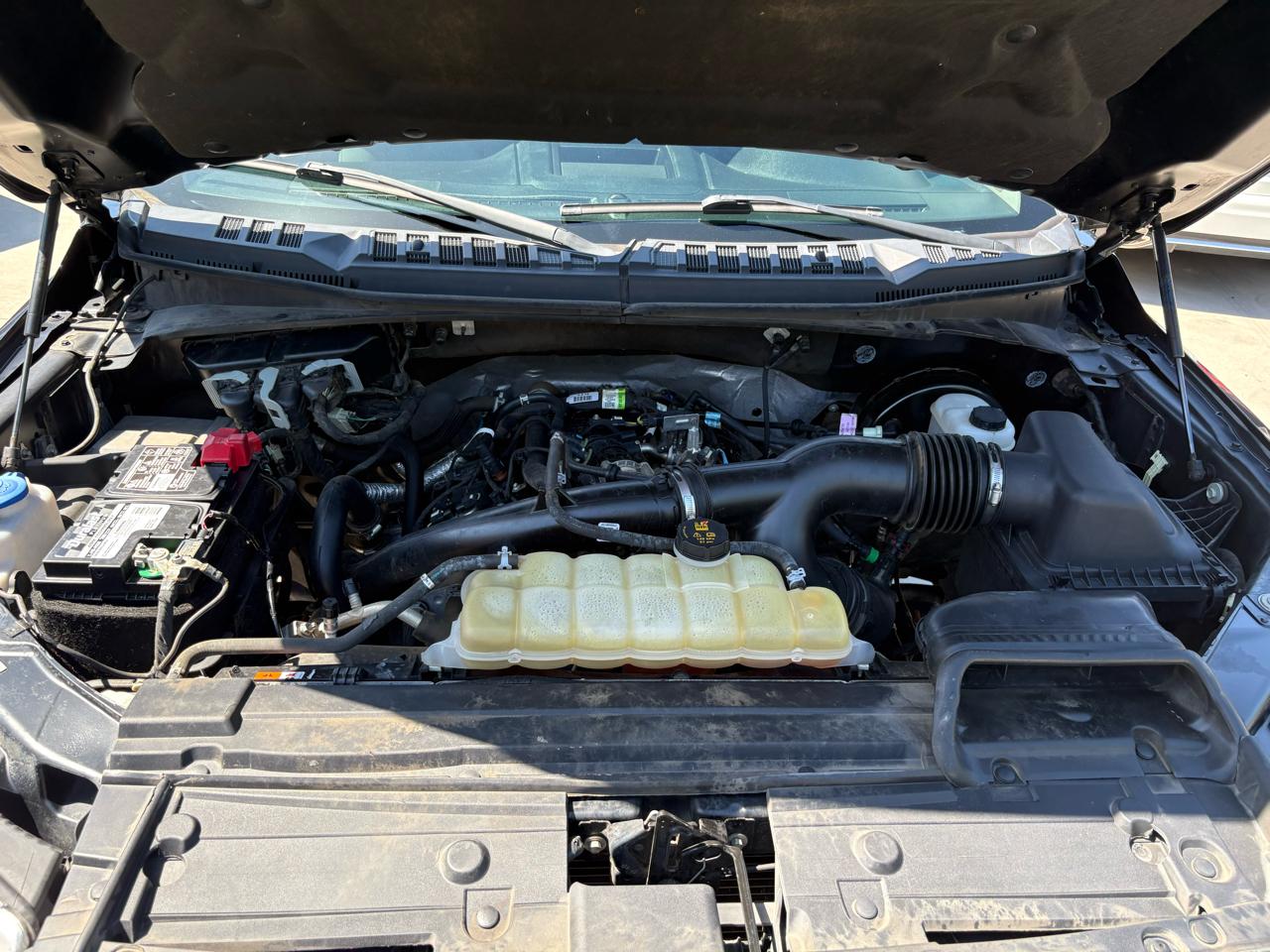 Ford F-150 2WD SuperCrew 139" XLT 2020