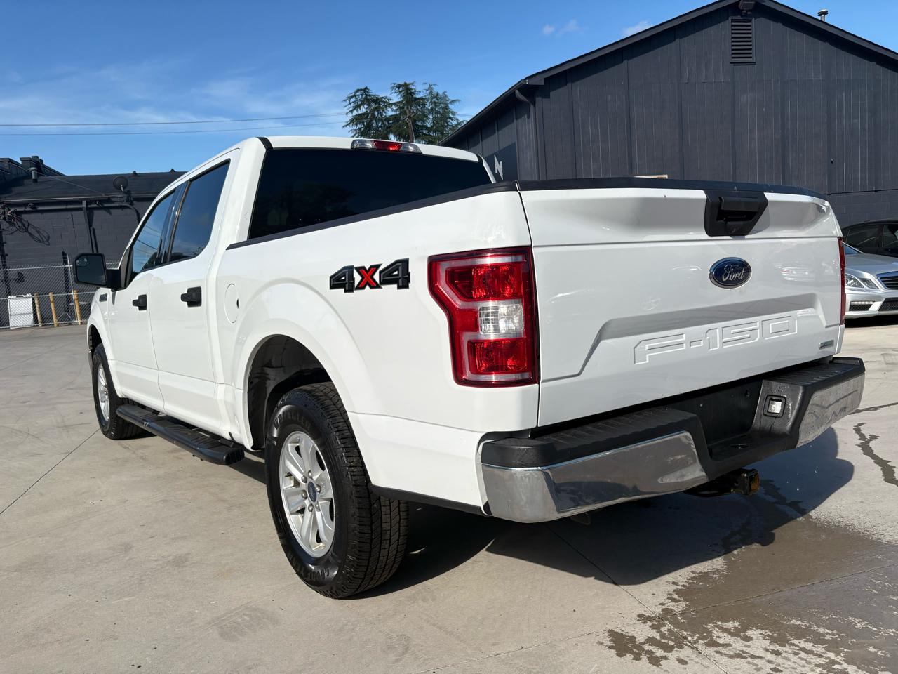 Ford F-150 4WD SuperCab 145" XLT 2018
