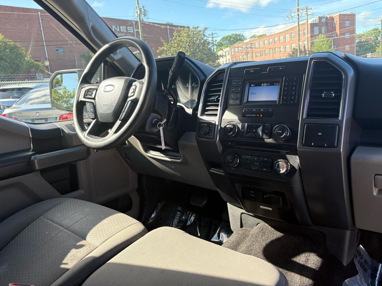 Ford F-150 4WD SuperCab 145" XLT 2018