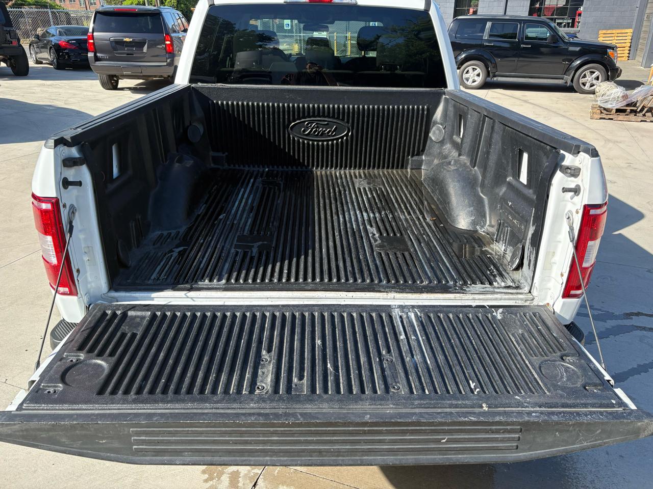 Ford F-150 4WD SuperCab 145" XLT 2018