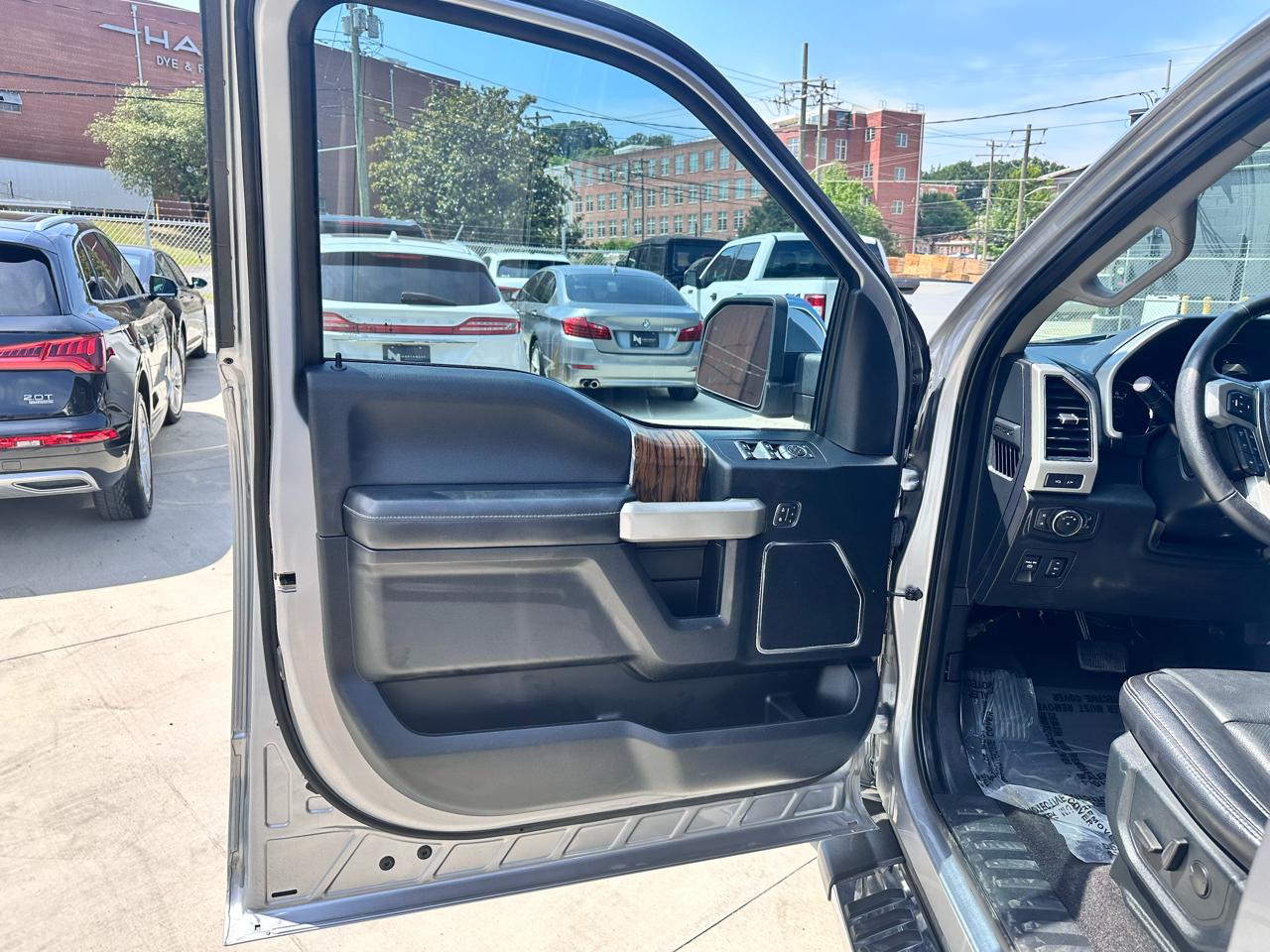 Ford F-150 Lariat 2020