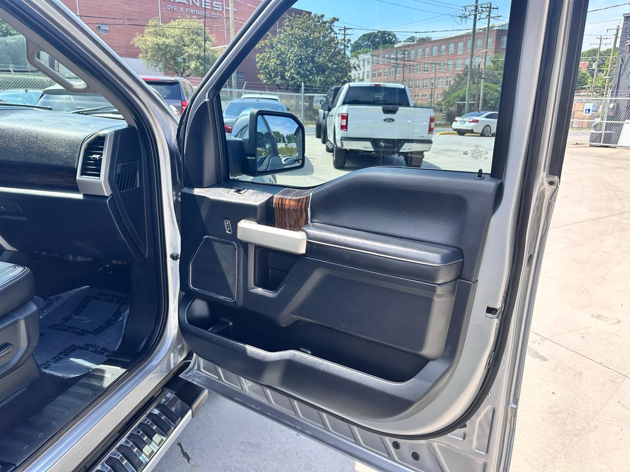 Ford F-150 Lariat 2020