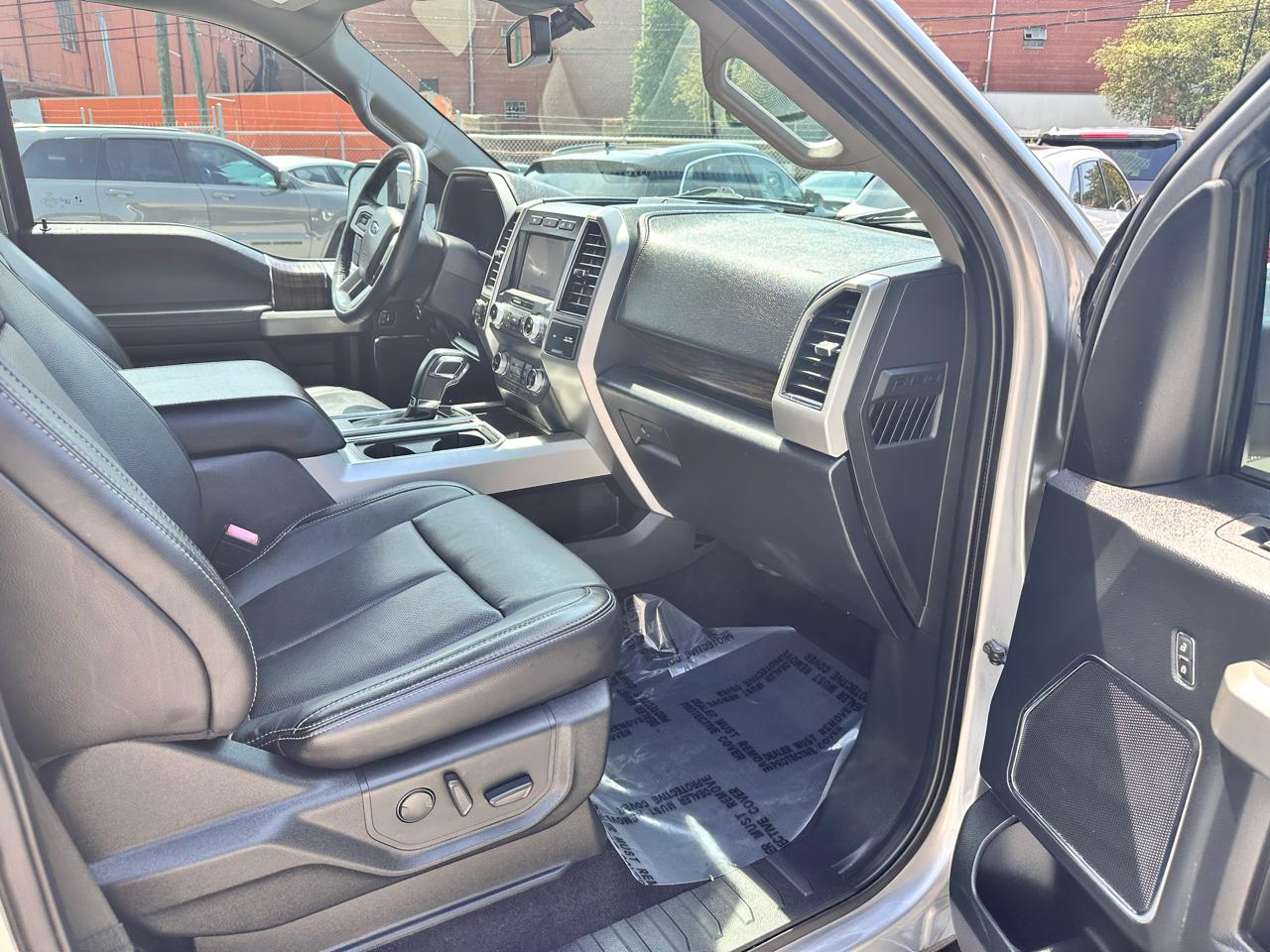 Ford F-150 Lariat 2020