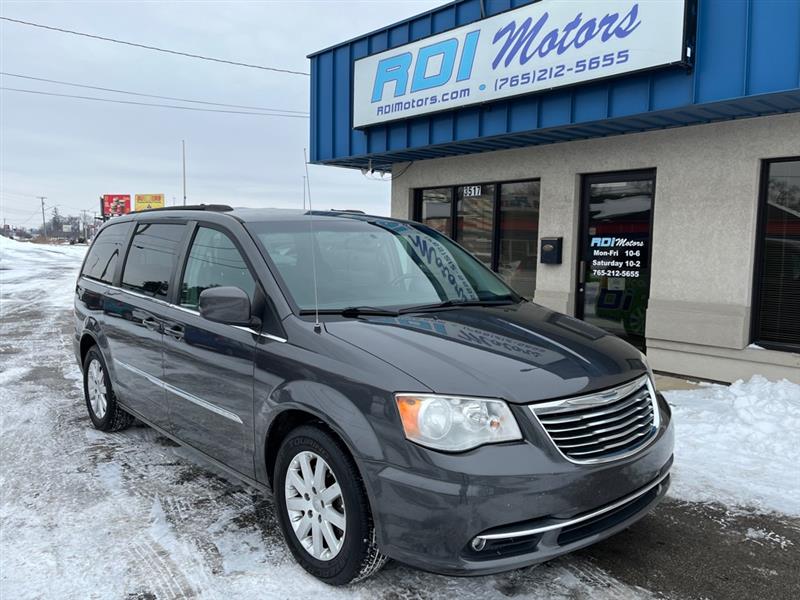 2016 Chrysler Town & Country Touring