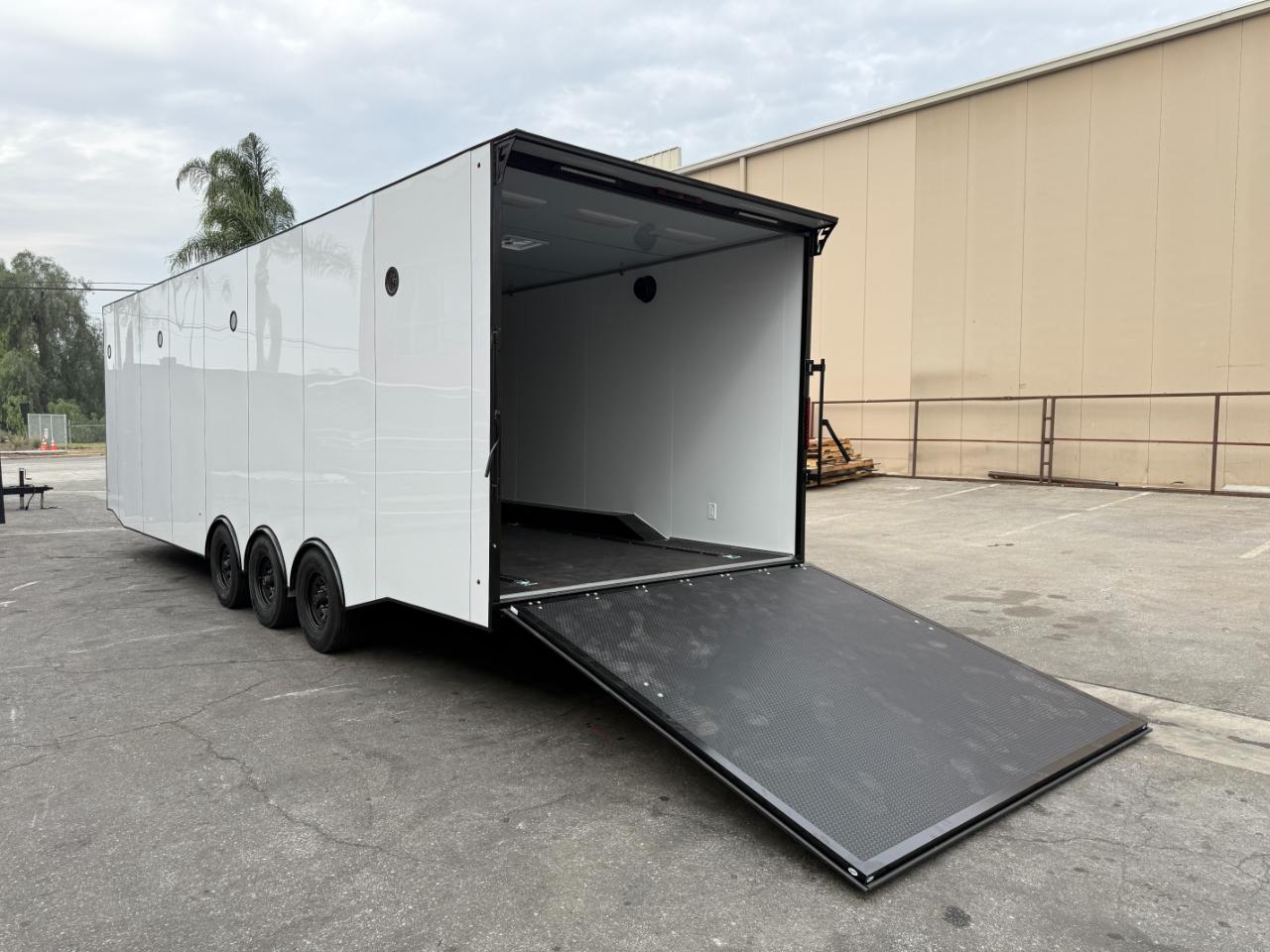 Fractal Enclosed  2026