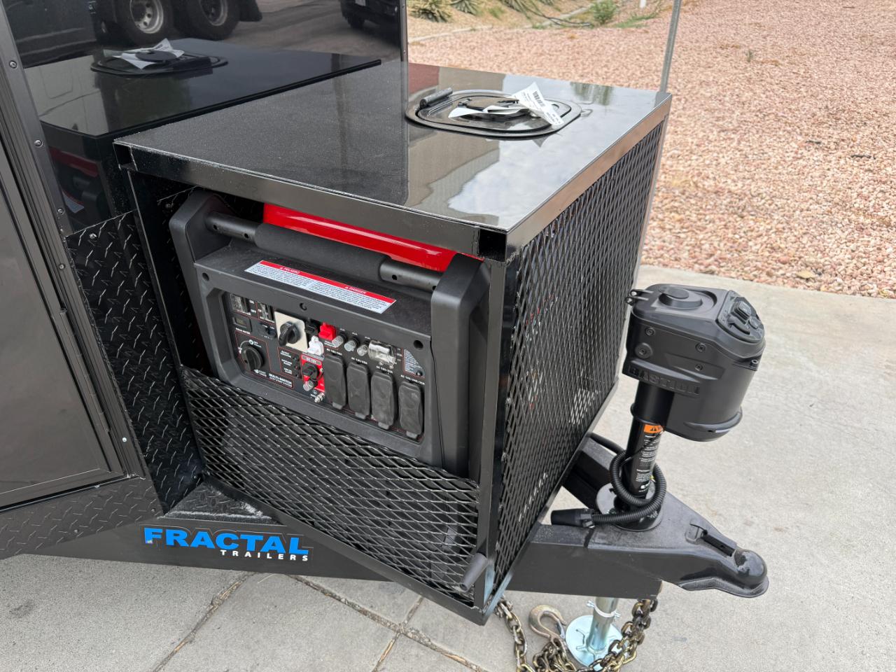 Fractal Custom  2027