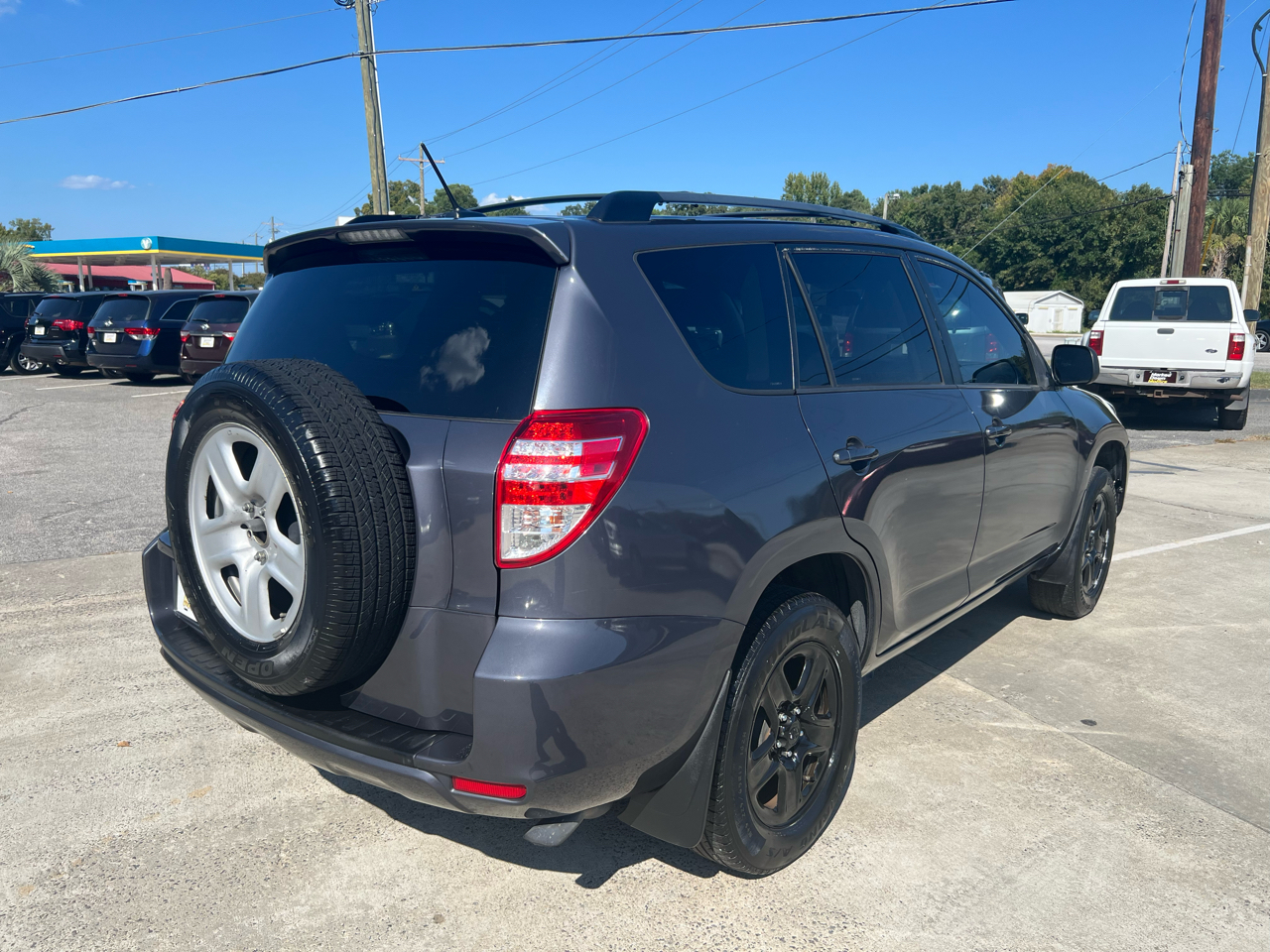 2011 Toyota RAV4 Base photo 4