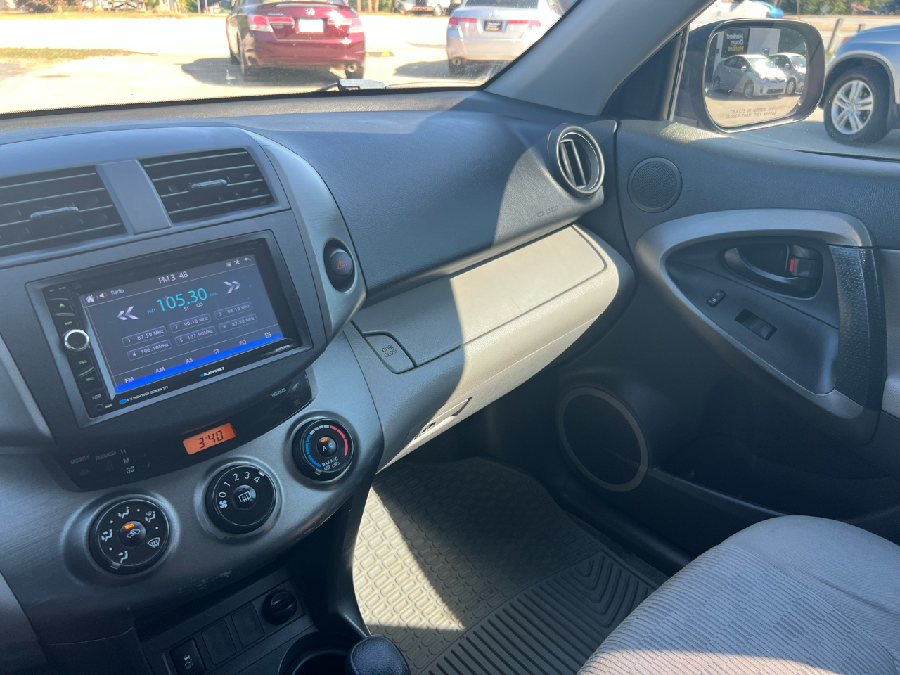 2011 Toyota RAV4 Base photo 14
