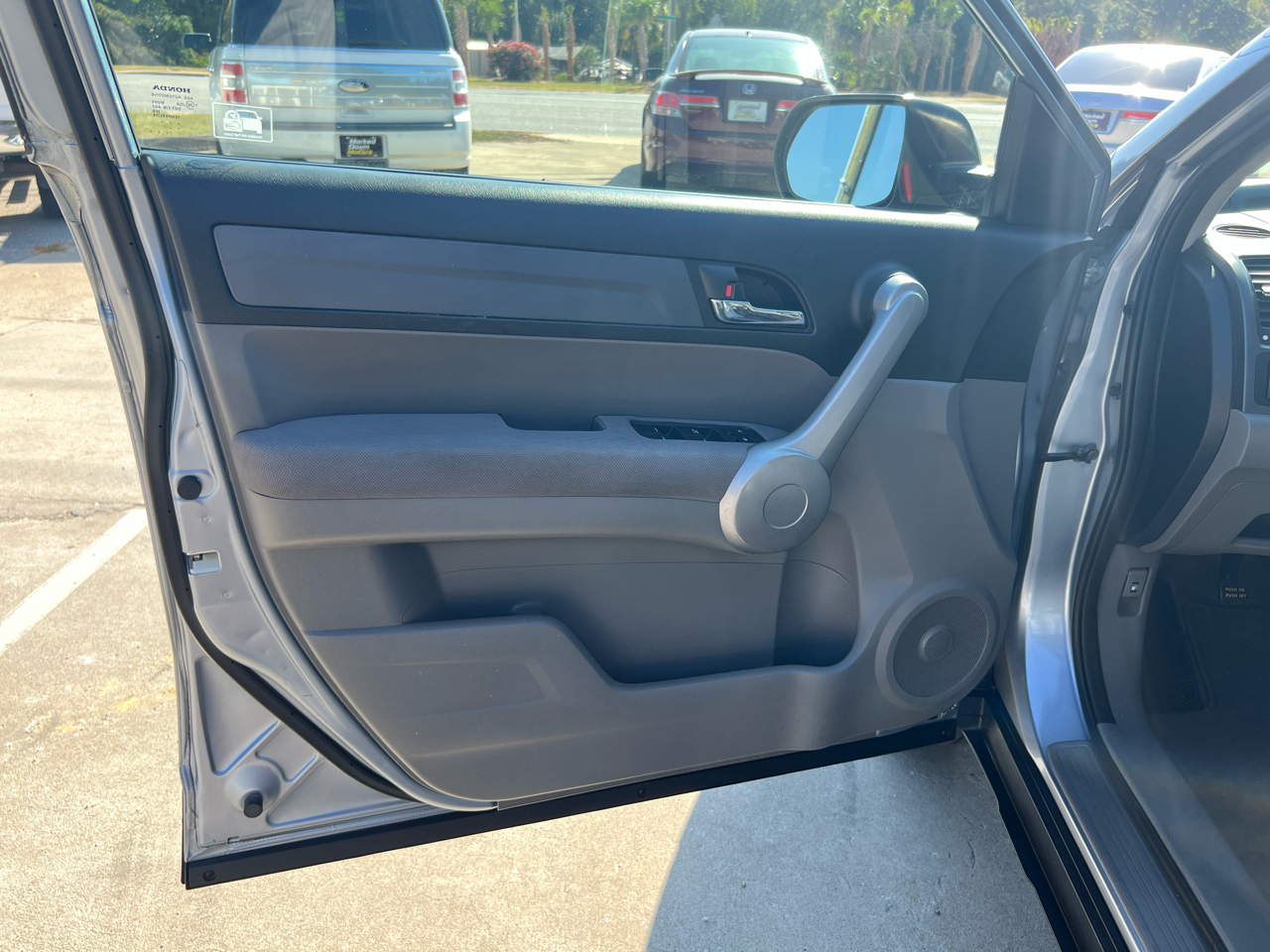 2007 Honda CR-V LX photo 9