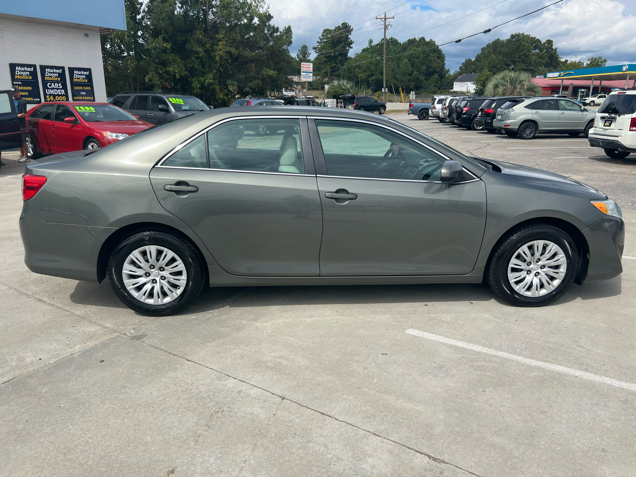 2013 Toyota Camry L photo 4