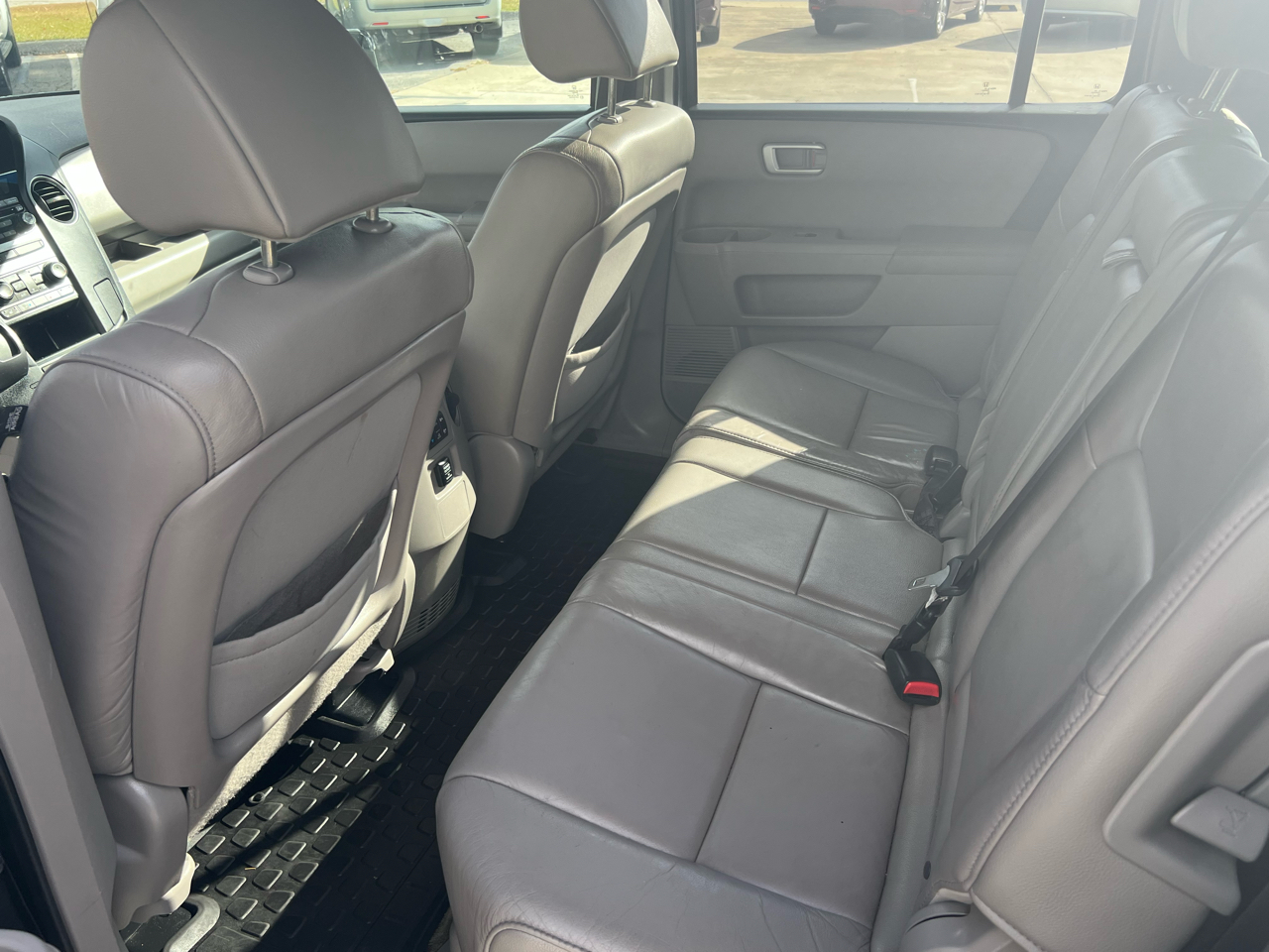 Honda Pilot EX-L 4WD 5-Spd AT with Navigation 2014 Honda Pilot EX-L 4WD 5-Spd AT with Navigation 2014