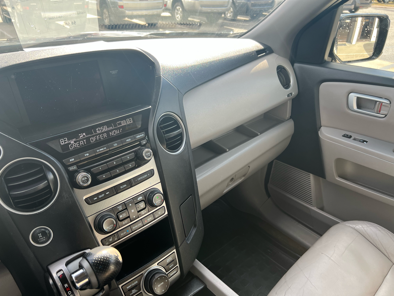 Honda Pilot EX-L 4WD 5-Spd AT with Navigation 2014 Honda Pilot EX-L 4WD 5-Spd AT with Navigation 2014