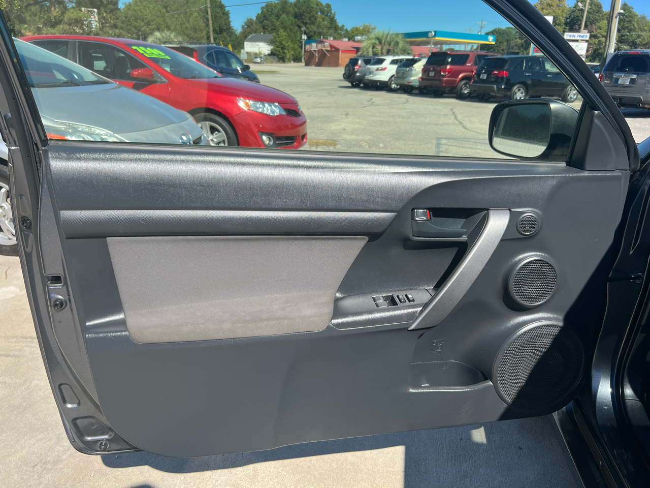 Scion tC Sports Coupe 6-Spd MT 2015 Scion tC Sports Coupe 6-Spd MT 2015