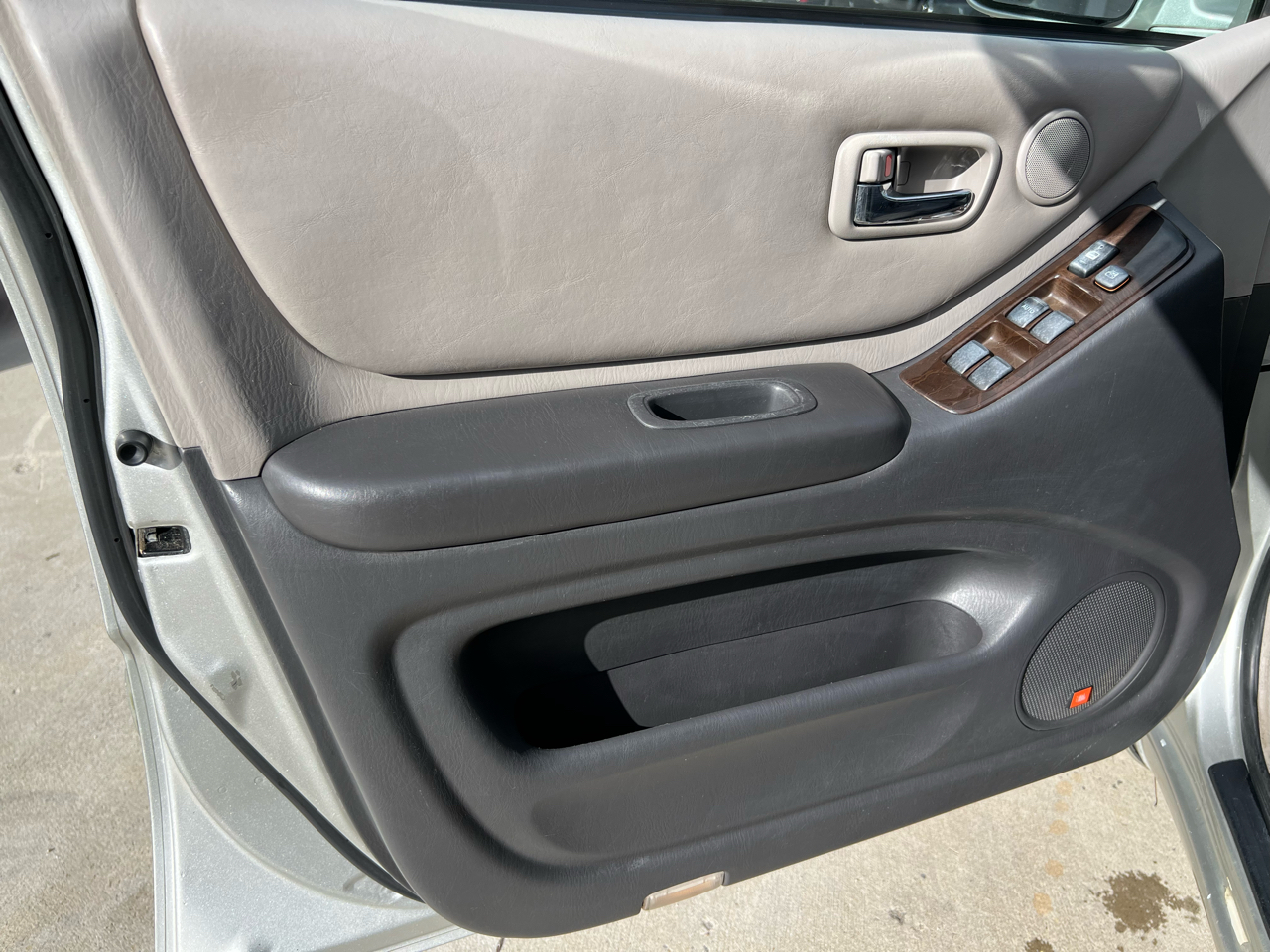 Toyota Highlander V6 4WD 2001 Toyota Highlander V6 4WD 2001