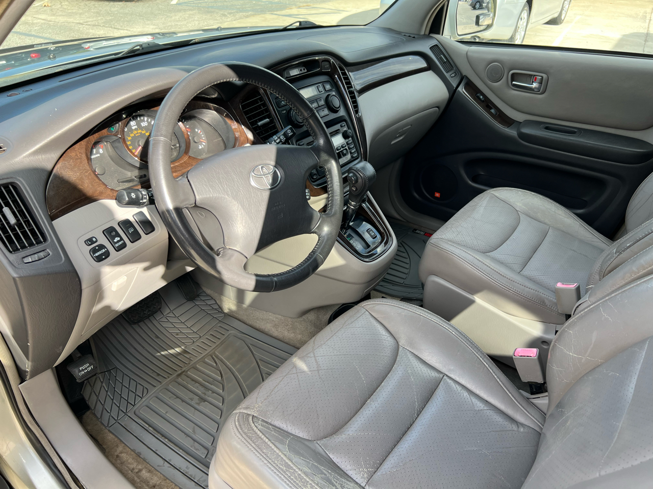 Toyota Highlander V6 4WD 2001 Toyota Highlander V6 4WD 2001