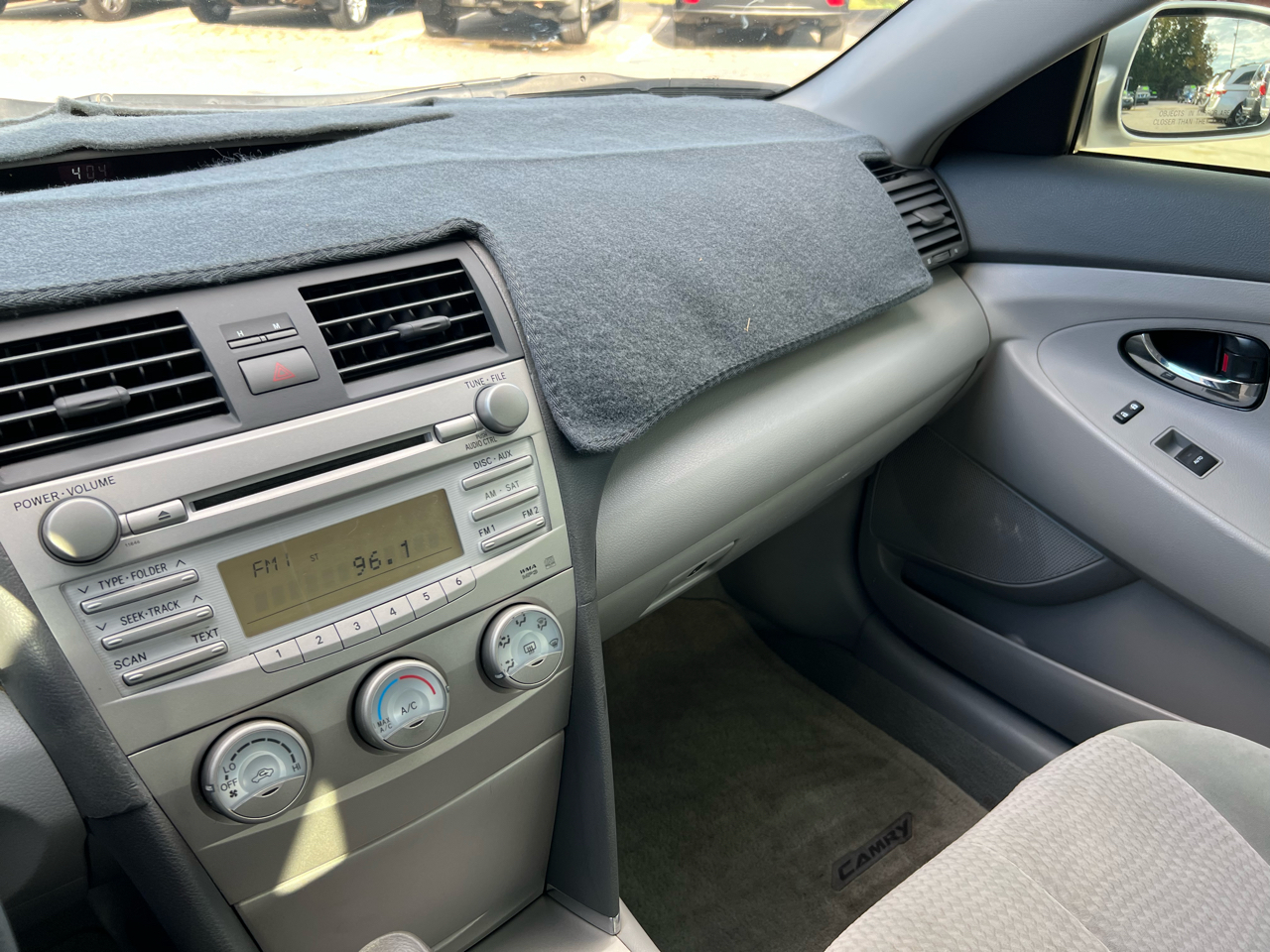 Toyota Camry LE 6-Spd AT 2010 Toyota Camry LE 6-Spd AT 2010