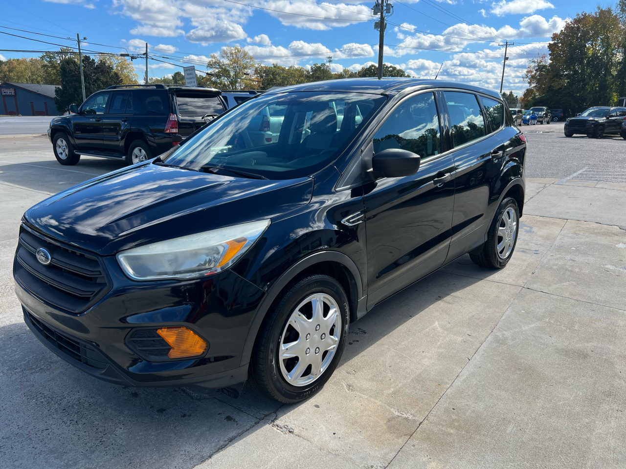 Ford Escape S FWD 2017 Ford Escape S FWD 2017