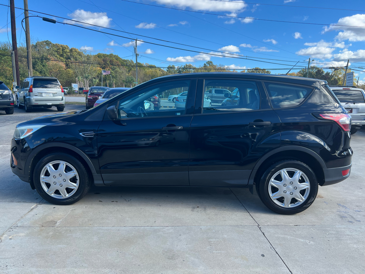 Ford Escape S FWD 2017 Ford Escape S FWD 2017