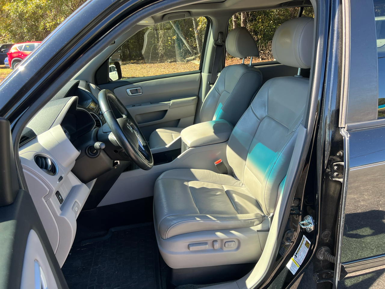 Honda Pilot EX-L 4WD 5-Spd AT 2015 Honda Pilot EX-L 4WD 5-Spd AT 2015