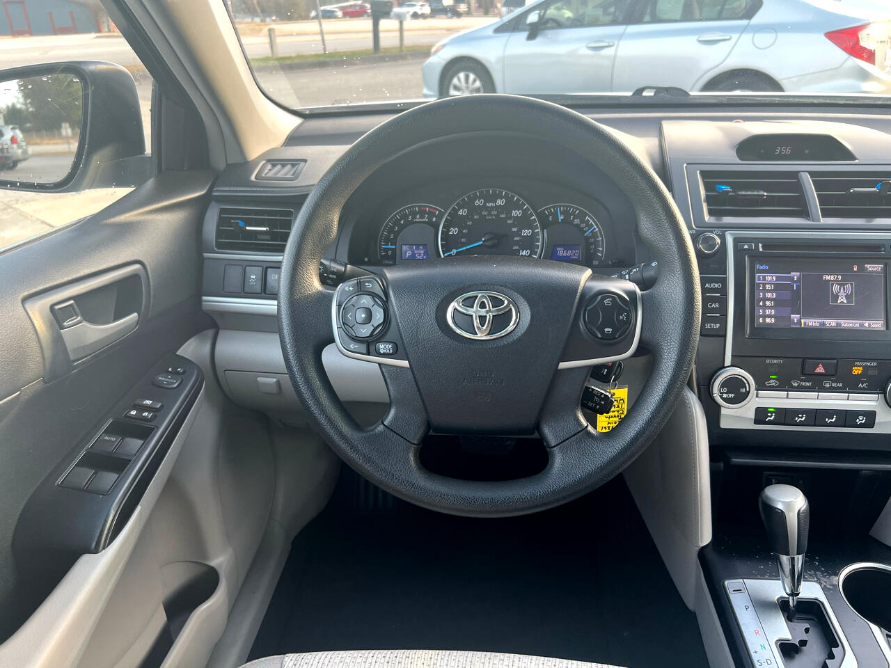 Toyota Camry SE 2014