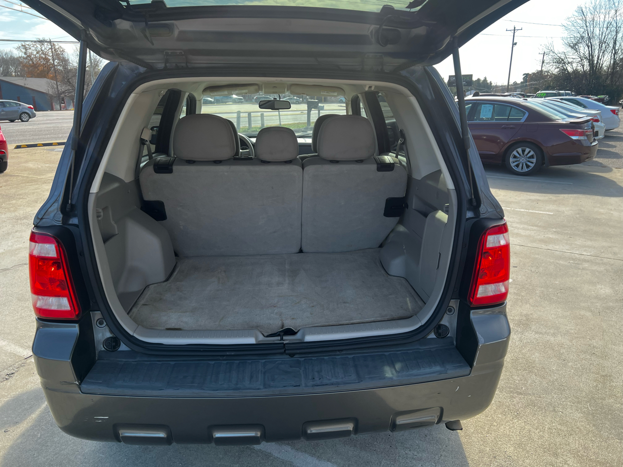 Ford Escape XLT FWD 2011