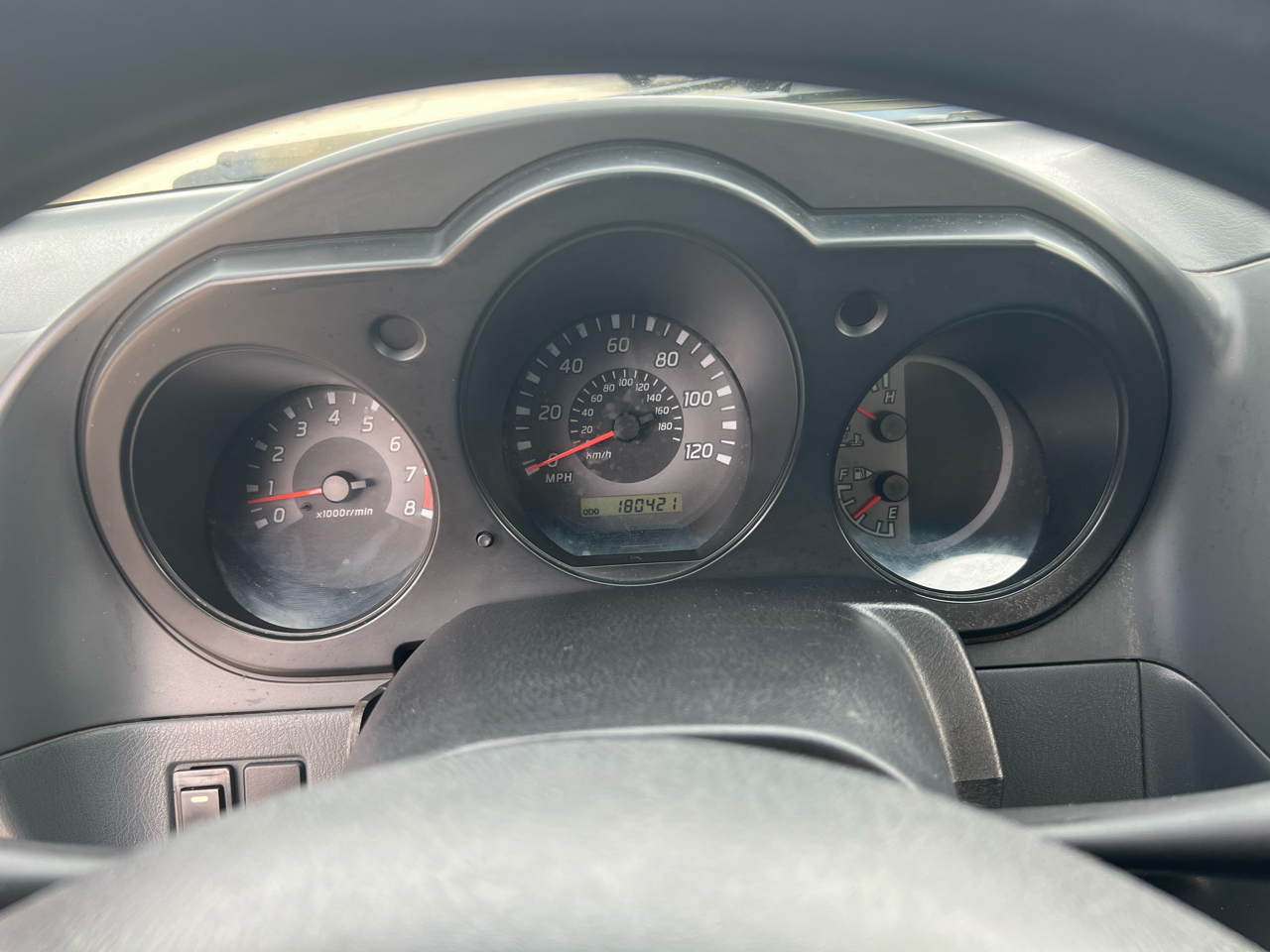 Nissan Frontier SVE-V6 King Cab 4WD 2003