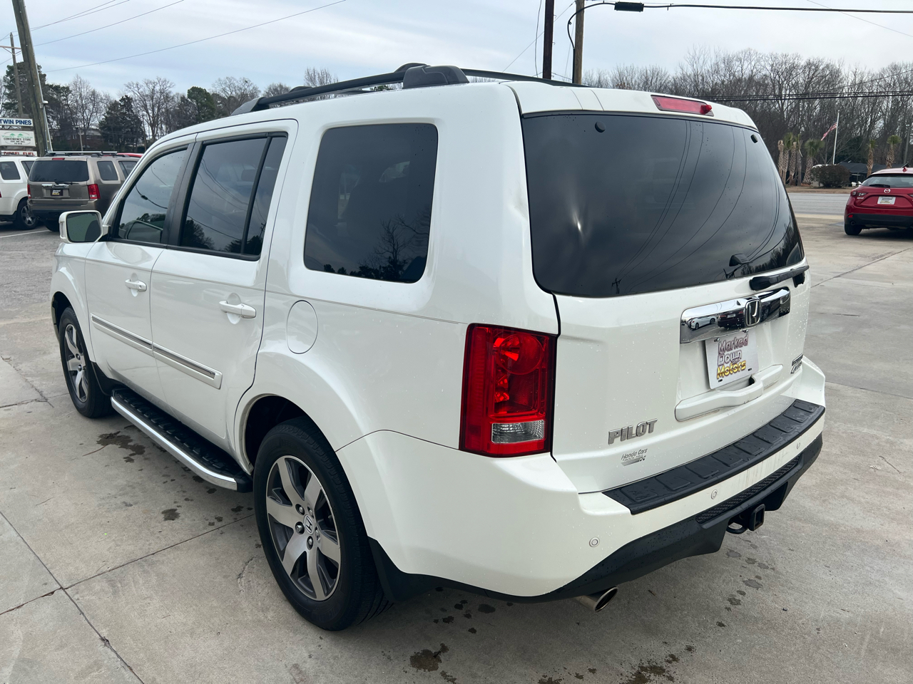 Honda Pilot Touring 4WD 5-Spd AT with DVD 2013