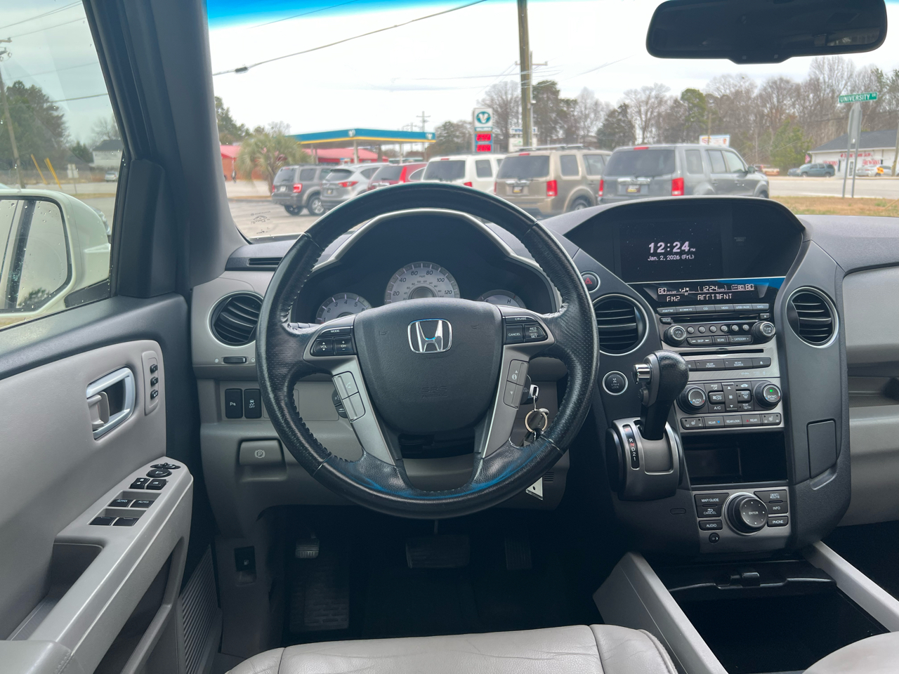 Honda Pilot Touring 4WD 5-Spd AT with DVD 2013