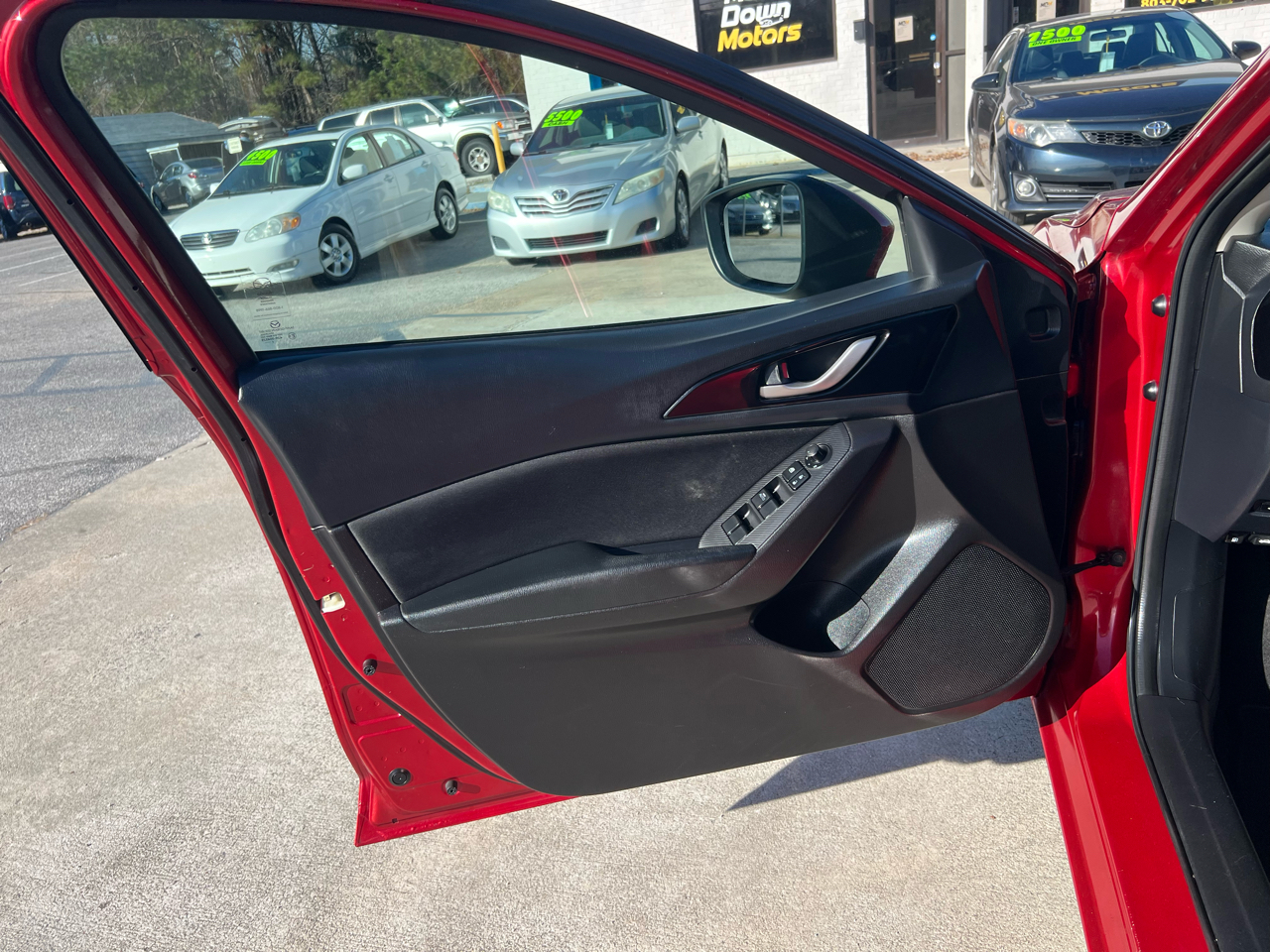 Mazda MAZDA3 i Touring AT 4-Door 2015