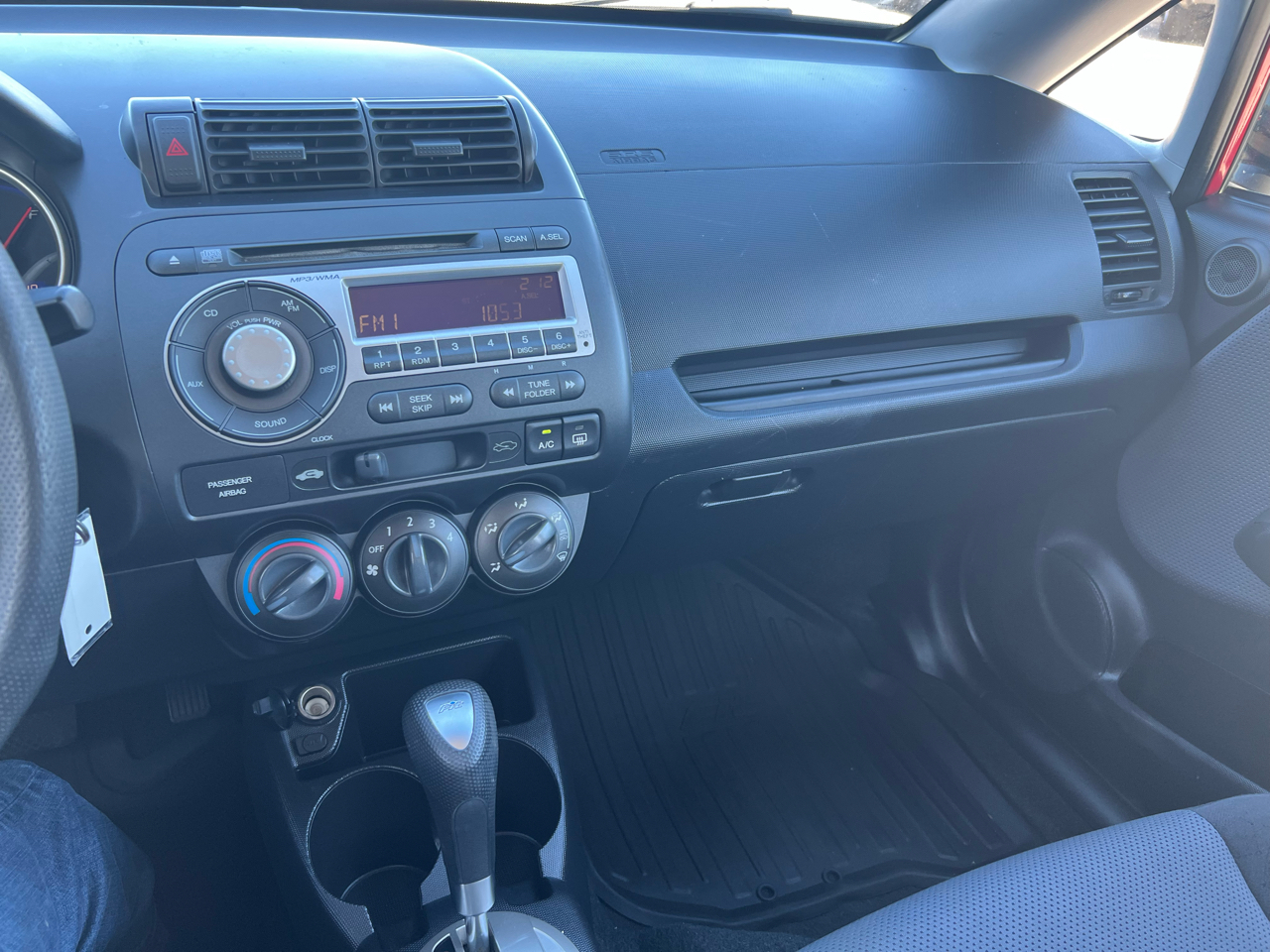 Honda Fit Sport 5-Speed AT 2008