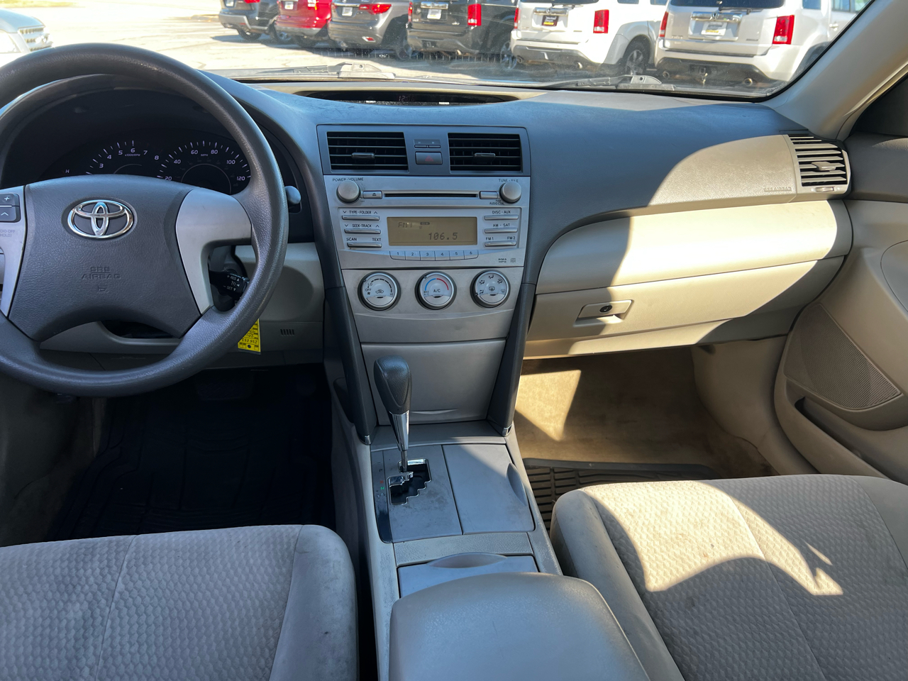 Toyota Camry Base 6-Spd AT 2011