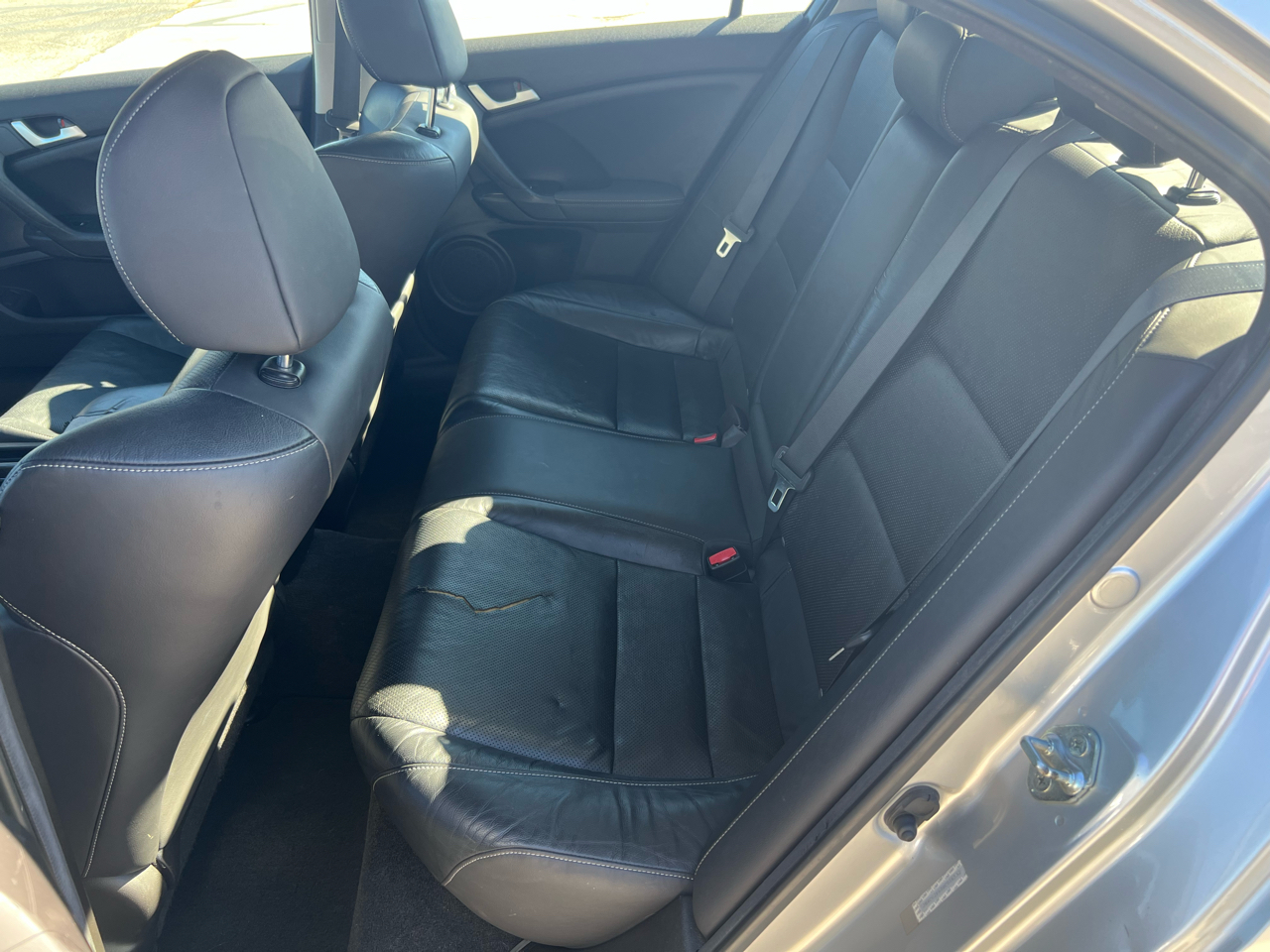 Acura TSX 5-speed AT 2011