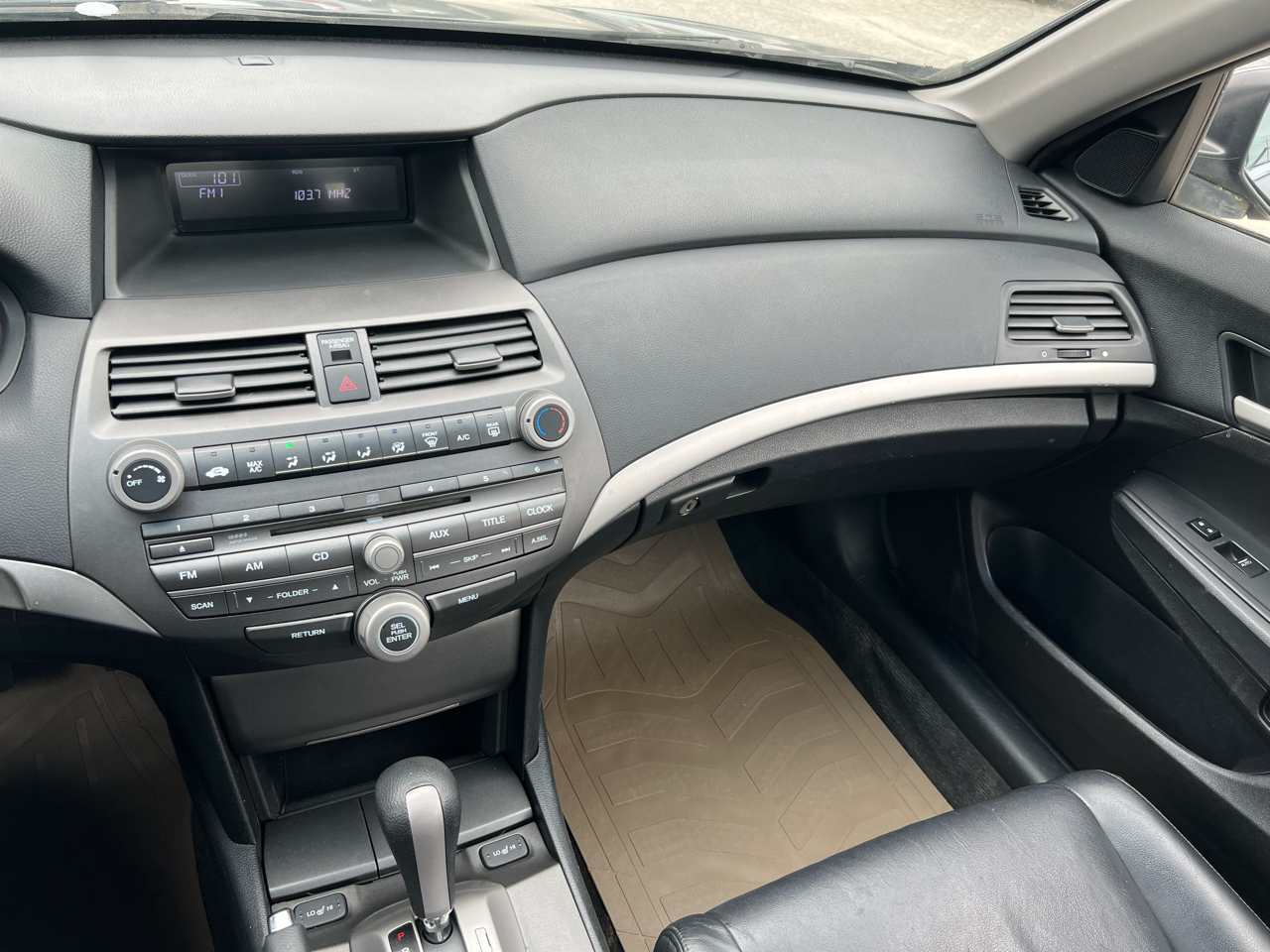 Honda Accord SE Sedan AT 2012