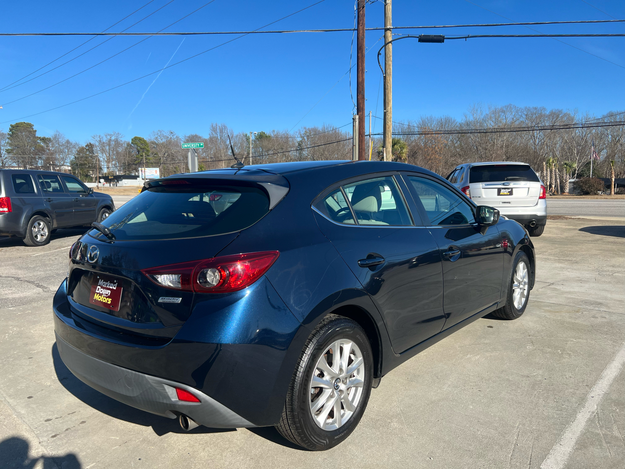 Mazda MAZDA3 i Touring AT 5-Door 2016