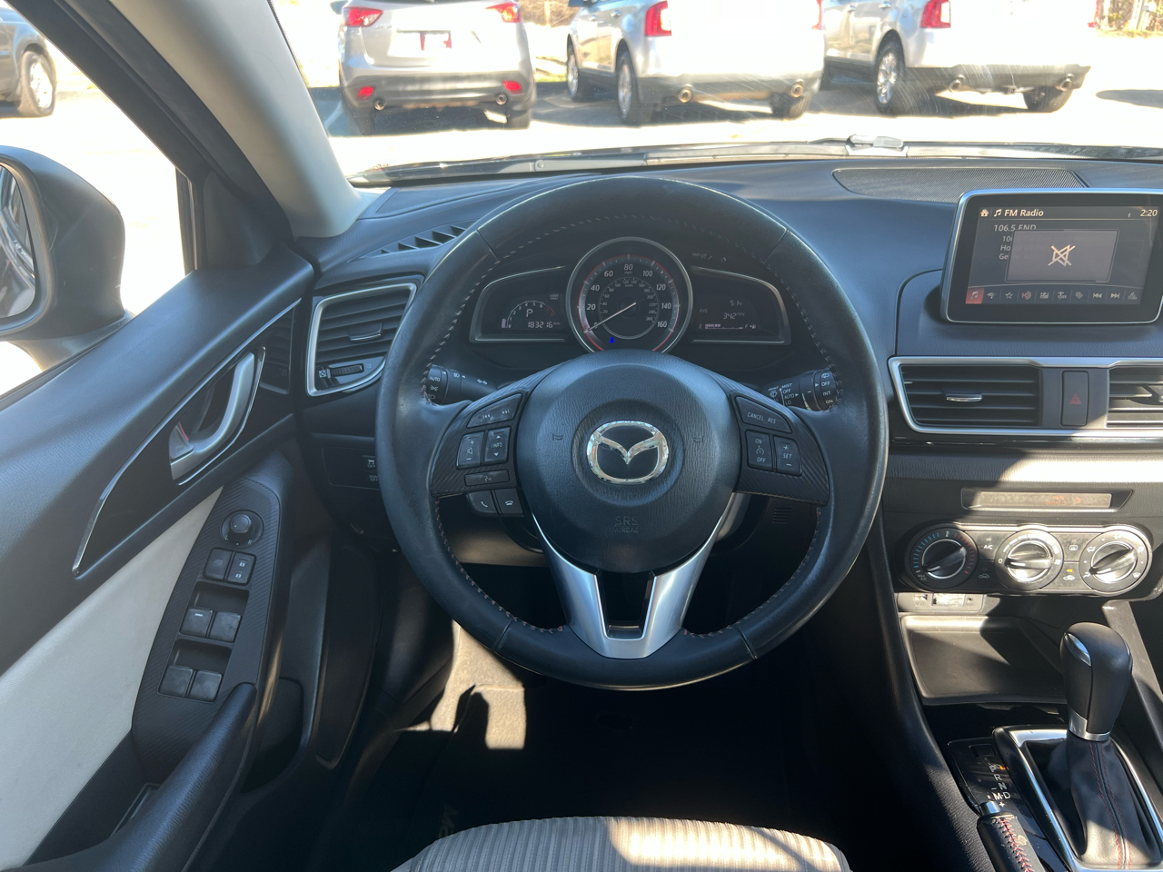 Mazda MAZDA3 i Touring AT 5-Door 2016