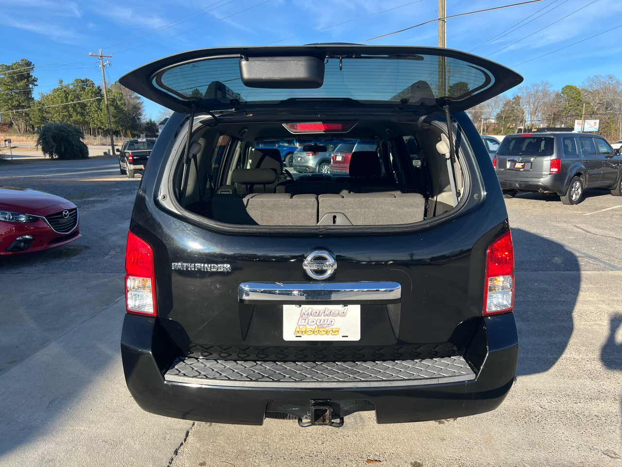 Nissan Pathfinder SE 2WD 2008